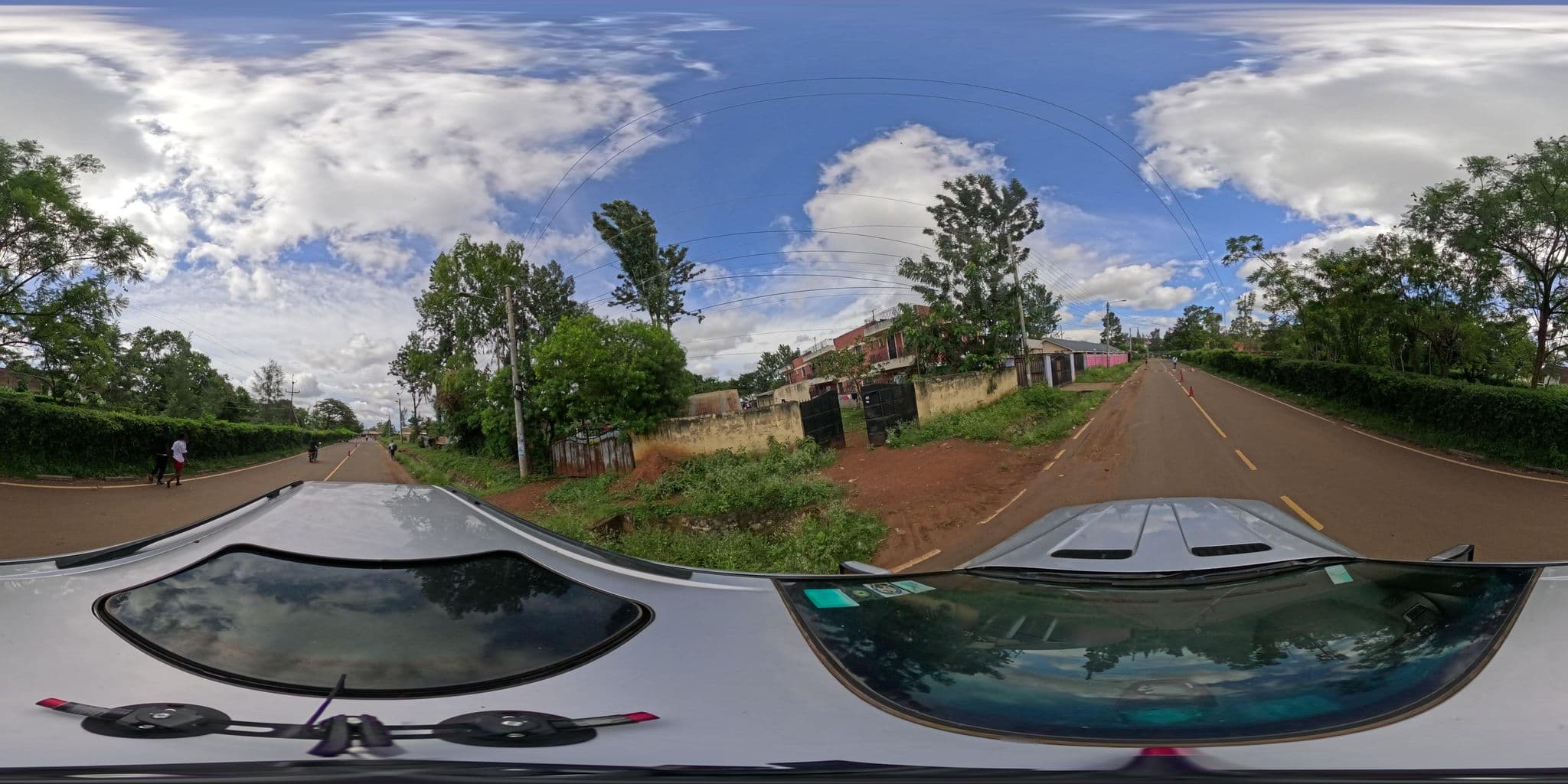 Street view near white house Hostel, Bondo — © bmitto (CC BY-SA · Mapillary)