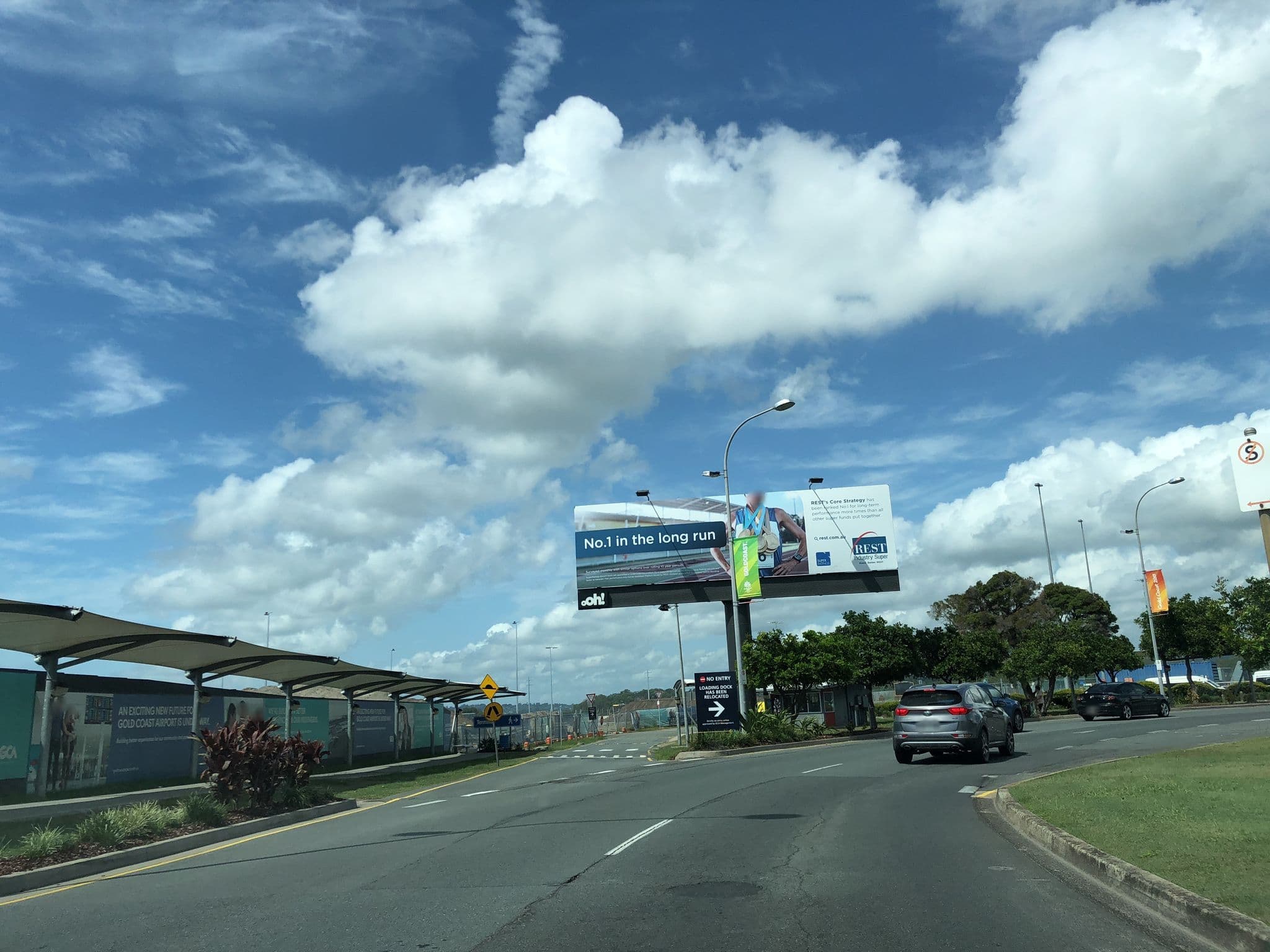 Street view near Rydges Gold Coast Airport Hotel, Bilinga — © hakk (CC BY-SA · Mapillary)