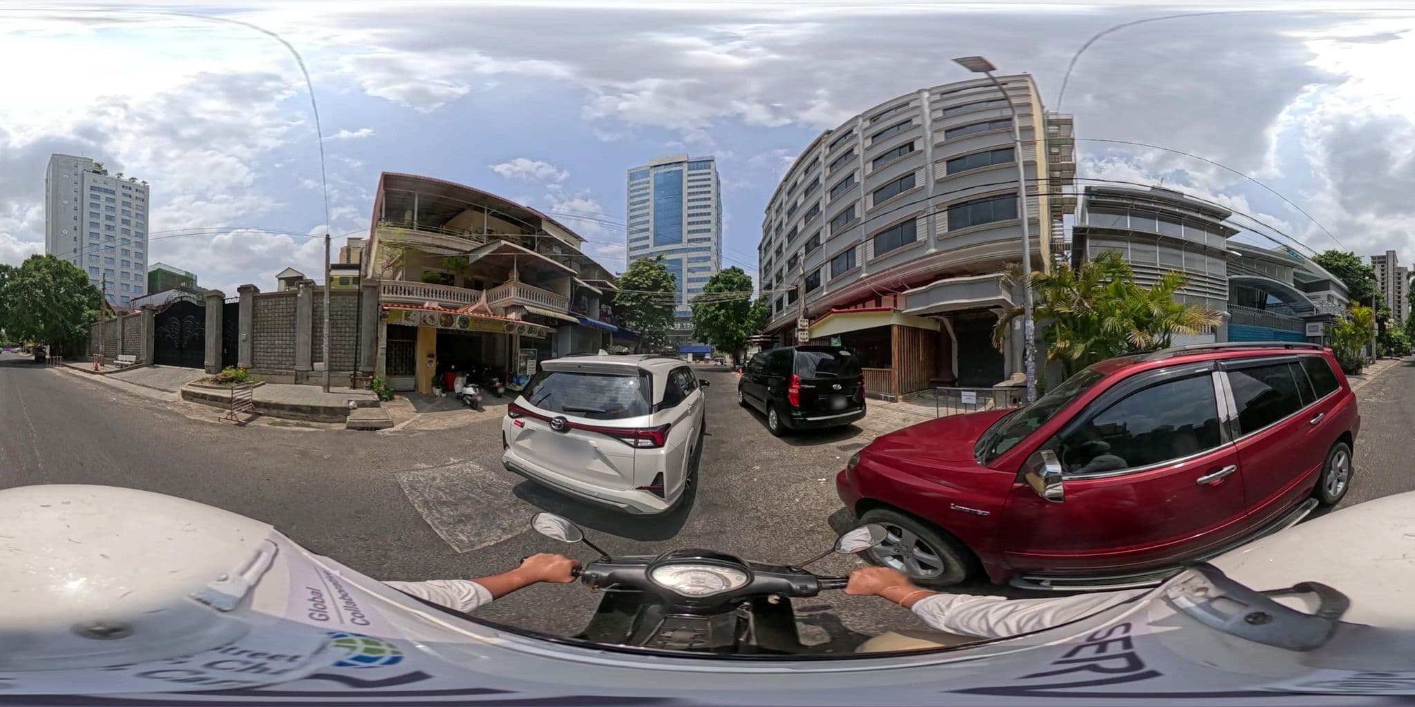 Street view near Azumaya, Phnom Penh — © vteck (CC BY-SA · Mapillary)