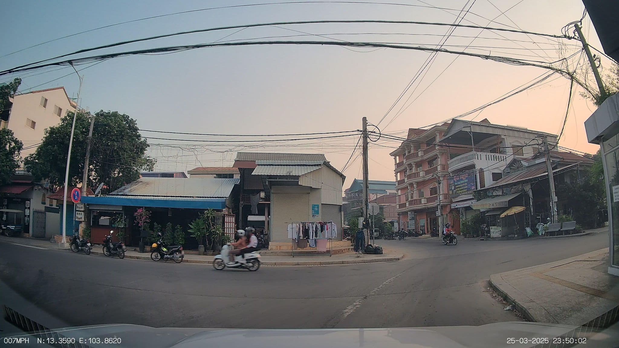 Street view near Lovely Family Guesthouse, Siem Reap
