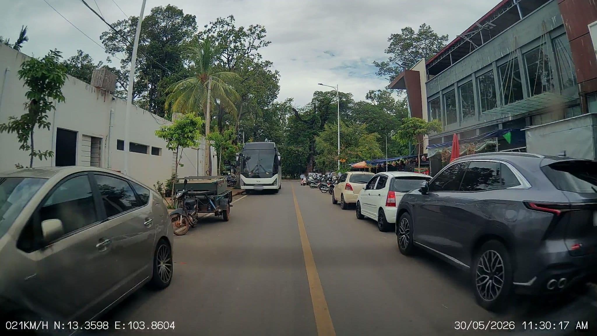 Street view near Claremont Angkor Boutique, Siem Reap