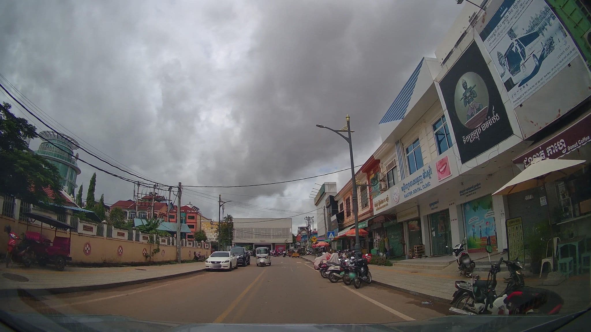 Street view near Urban Jungle, Siem Reap