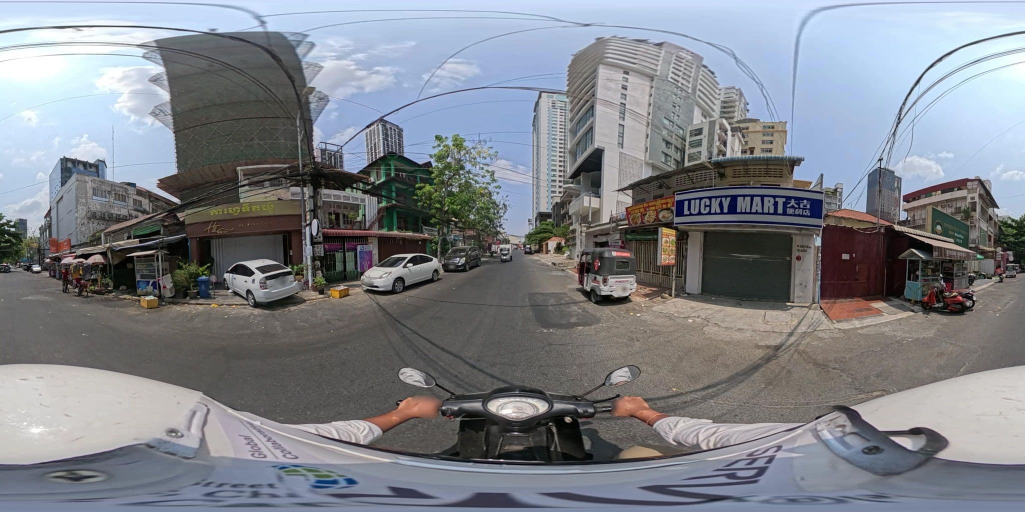 Street view near The White Rabbit, Phnom Penh