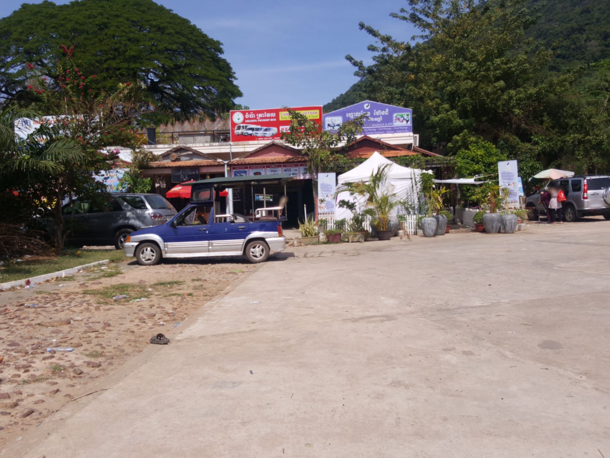Street view near Chan Vanna, Kep — © mwinstrup (CC BY-SA · Mapillary)