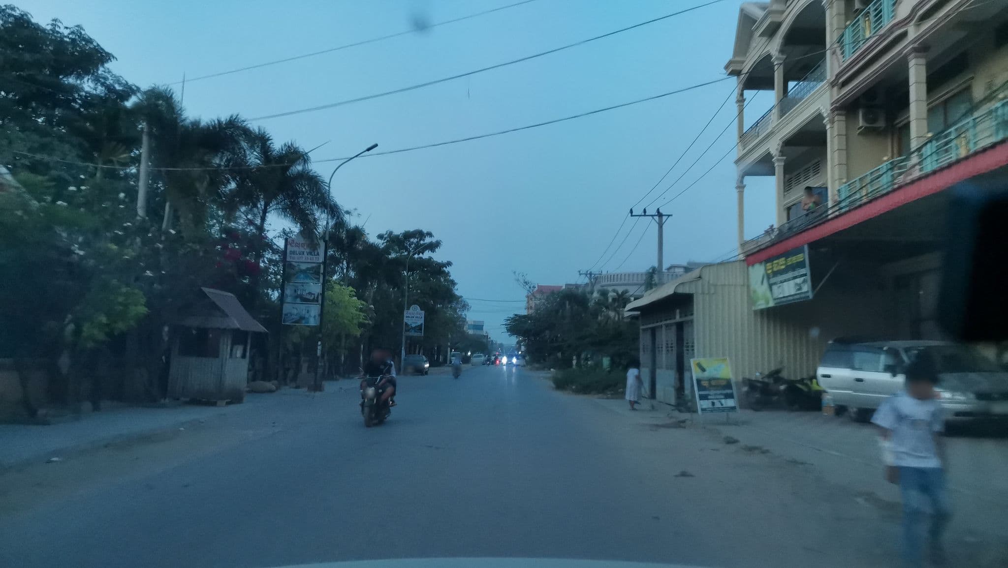 Street view near Delux Villa Hotel, Battambang — © 71humain (CC BY-SA · Mapillary)