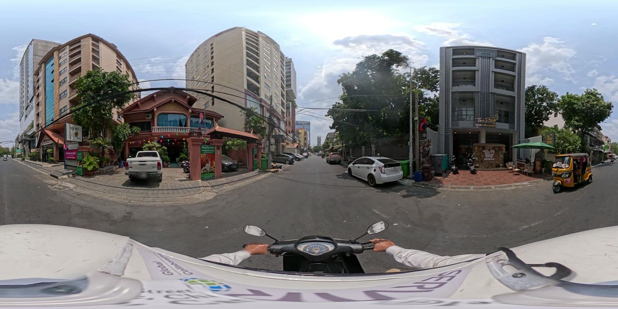 Street view near Cardamom, Phnom Penh