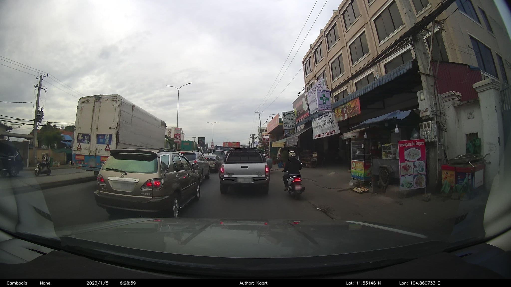 Street view near MeanChey Guest House, Dangkao — © kaart_2 (CC BY-SA · Mapillary)