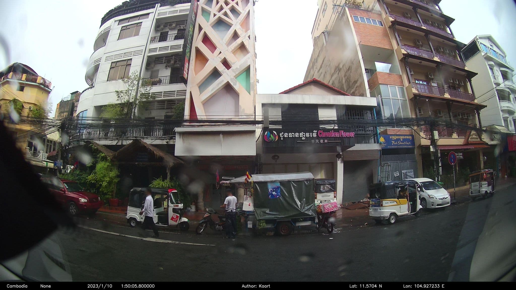 Street view near Sun & Moon Urban, Phnom Penh