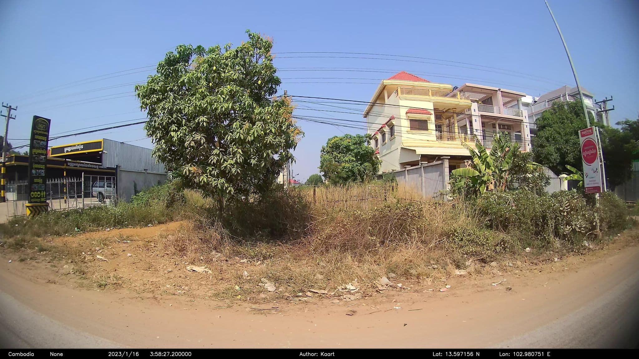 Street view near Khmer Spa, Sisophon — © kaart_2 (CC BY-SA · Mapillary)