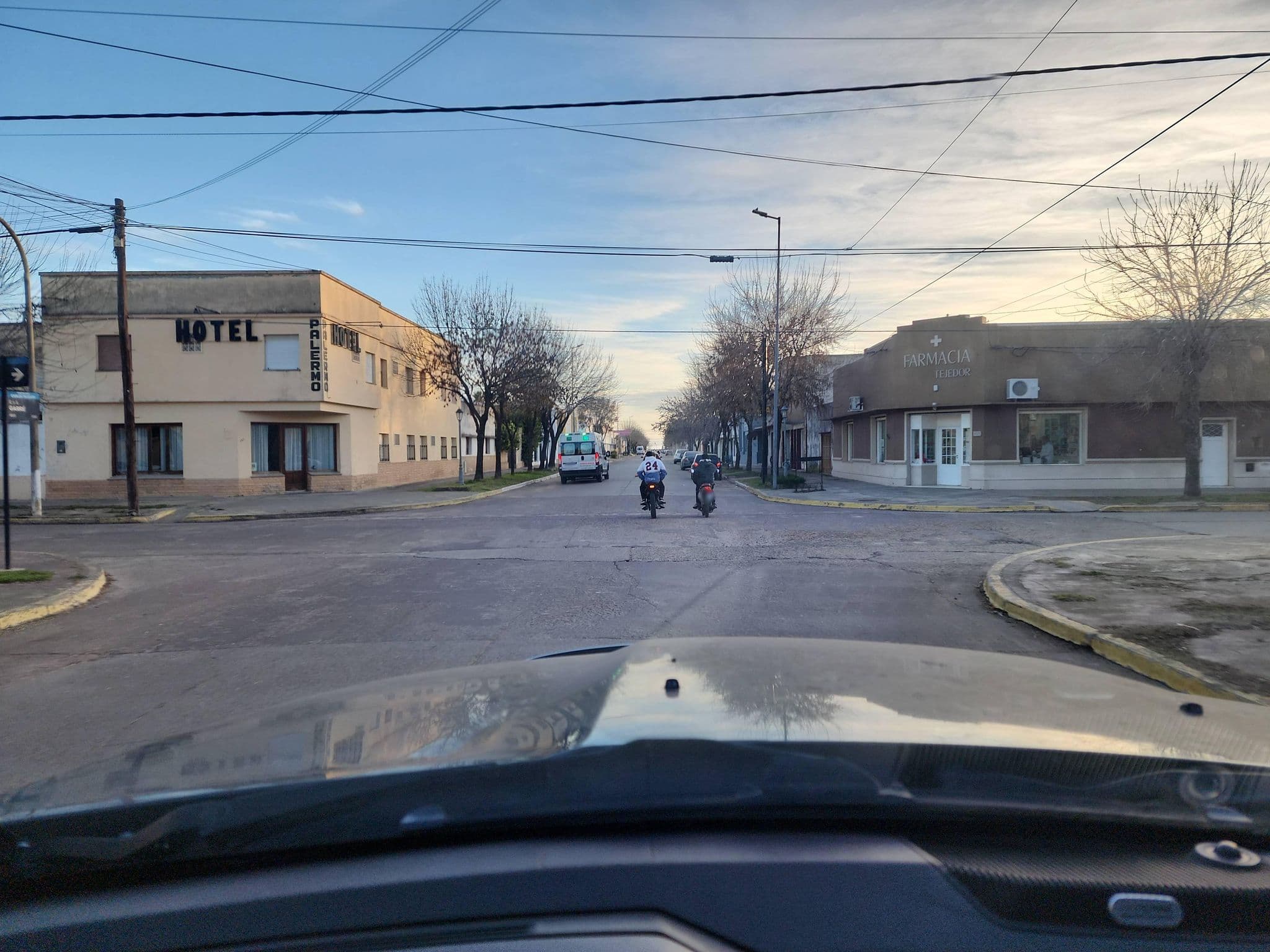 Street view near Hotel Palermo, Carlos Tejedor — © Ale011988 (CC BY-SA · Mapillary)