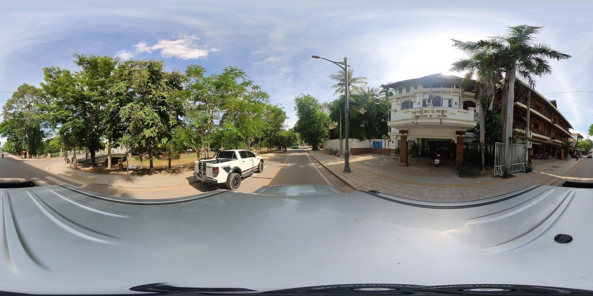 Street view near Amansara, Siem Reap