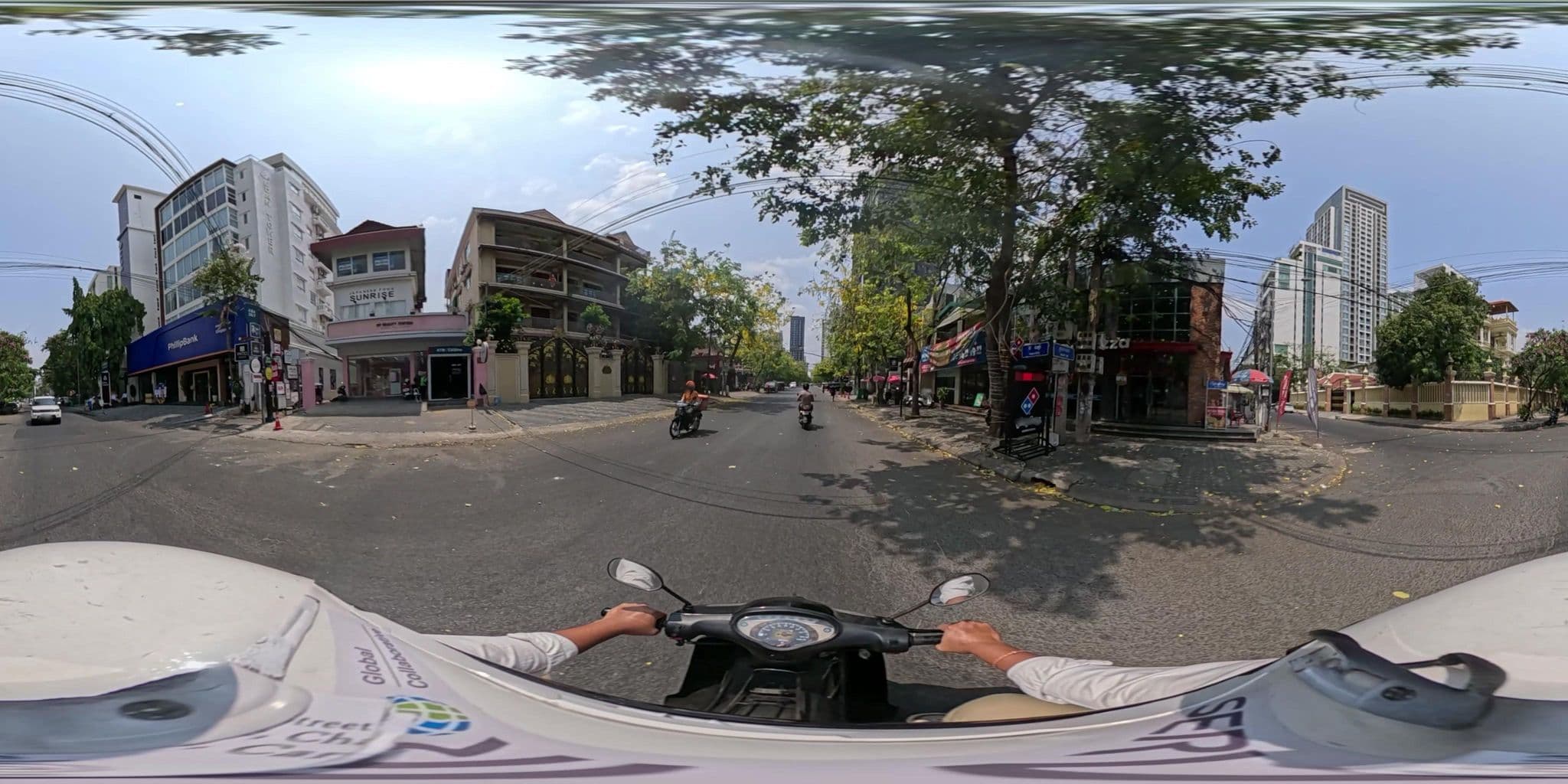 Street view near Mekong Dragon Boutique Hotel, Phnom Penh