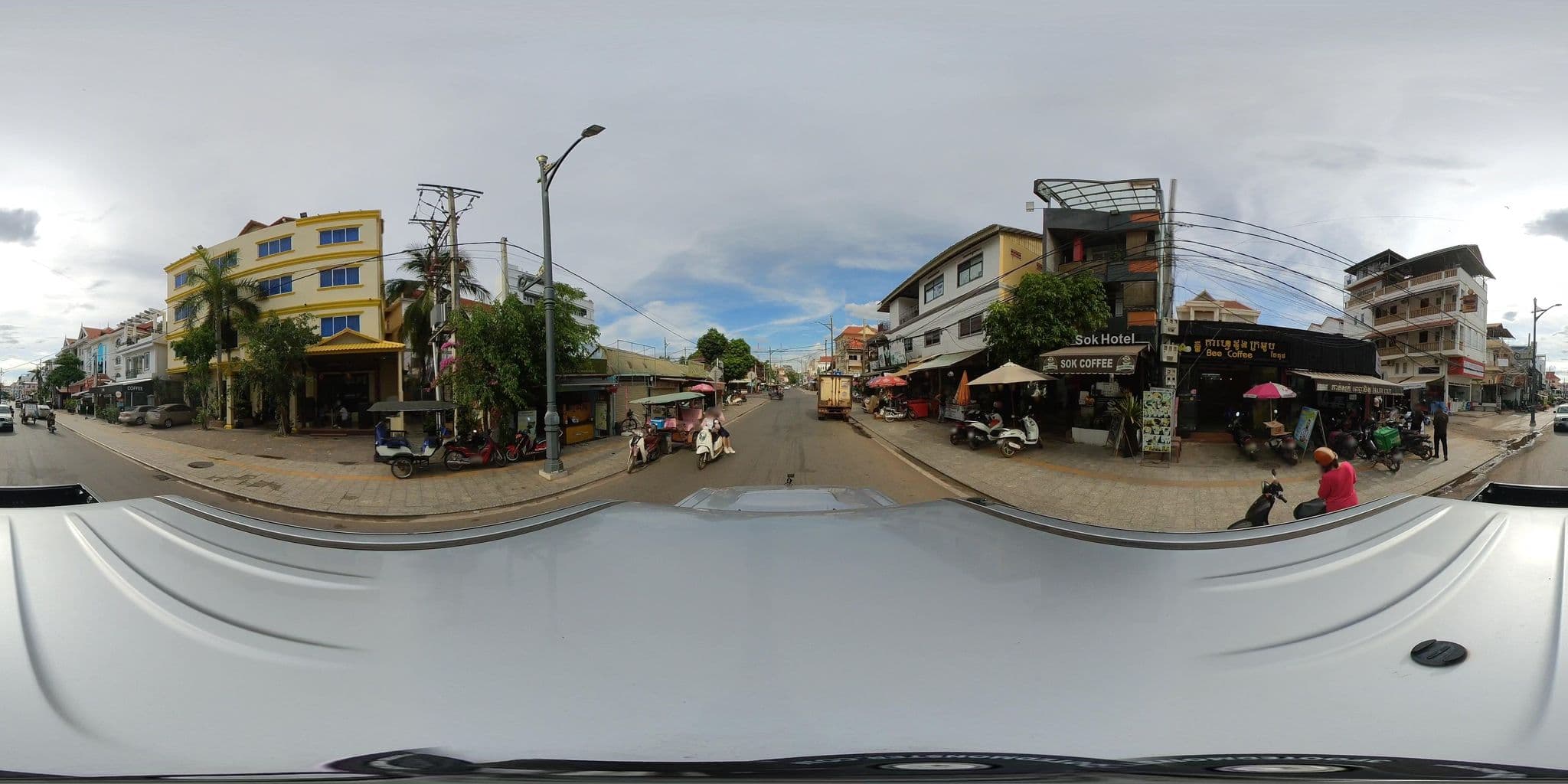 Street view near Olongpich Guest House, Siem Reap — © ThailandCambodia (CC BY-SA · Mapillary)