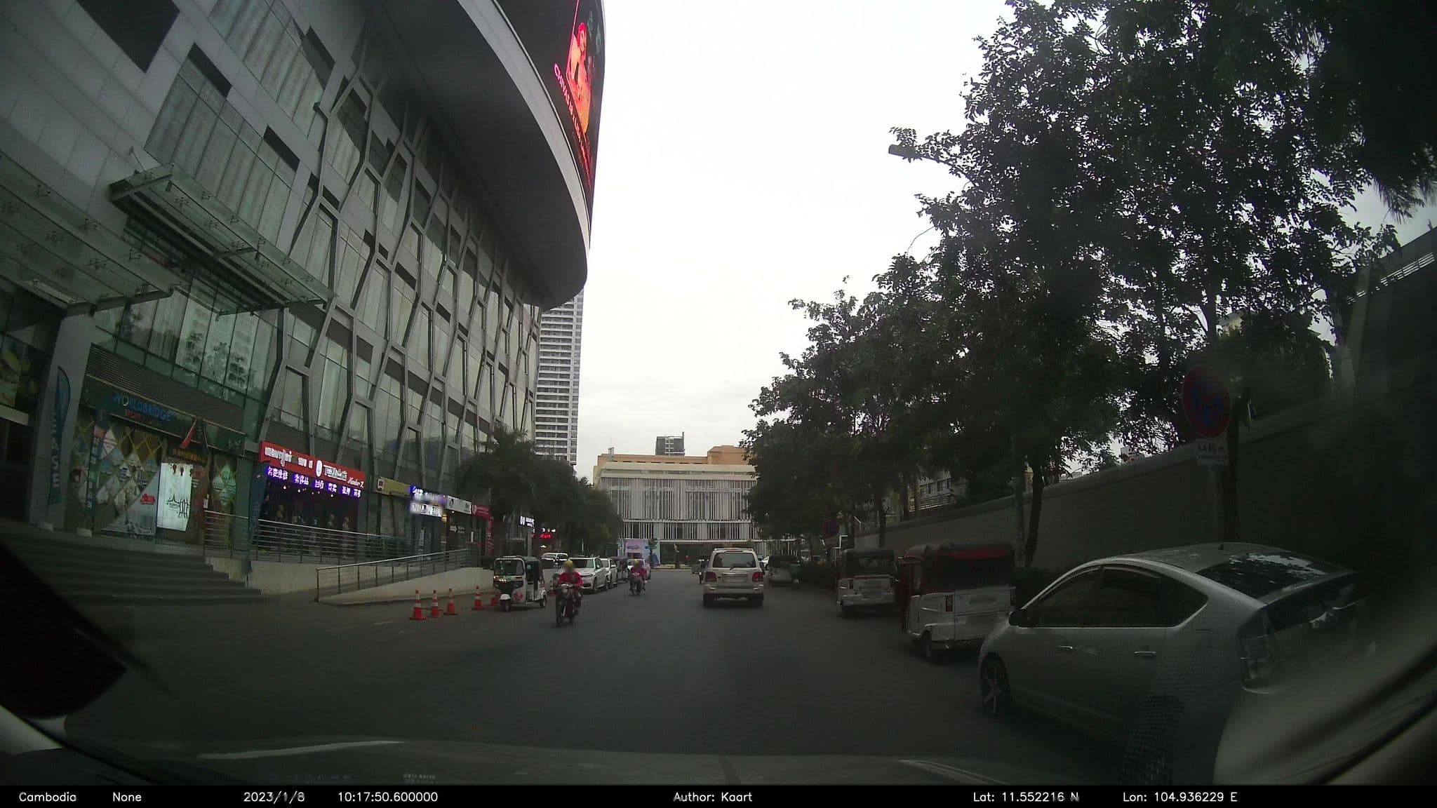 Street view near Golden Bridge, Phnom Penh