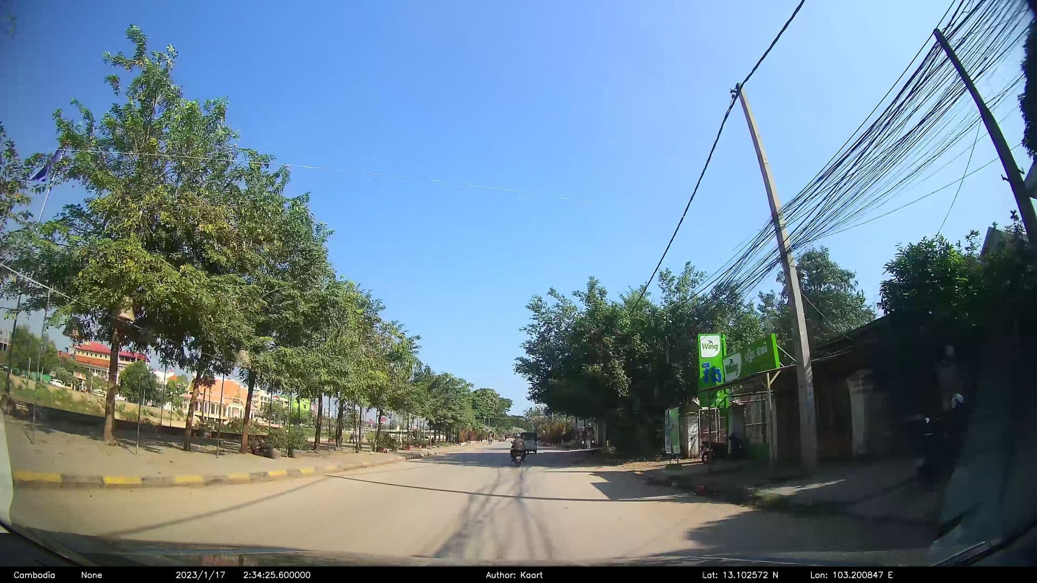 Street view near Meatophumsamnang Hotel, Battambang — © kaart_2 (CC BY-SA · Mapillary)