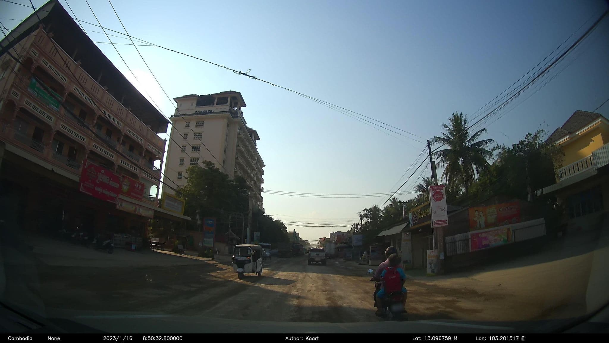 Street view near Sim Hour Guest House II, Battambang — © kaart_2 (CC BY-SA · Mapillary)