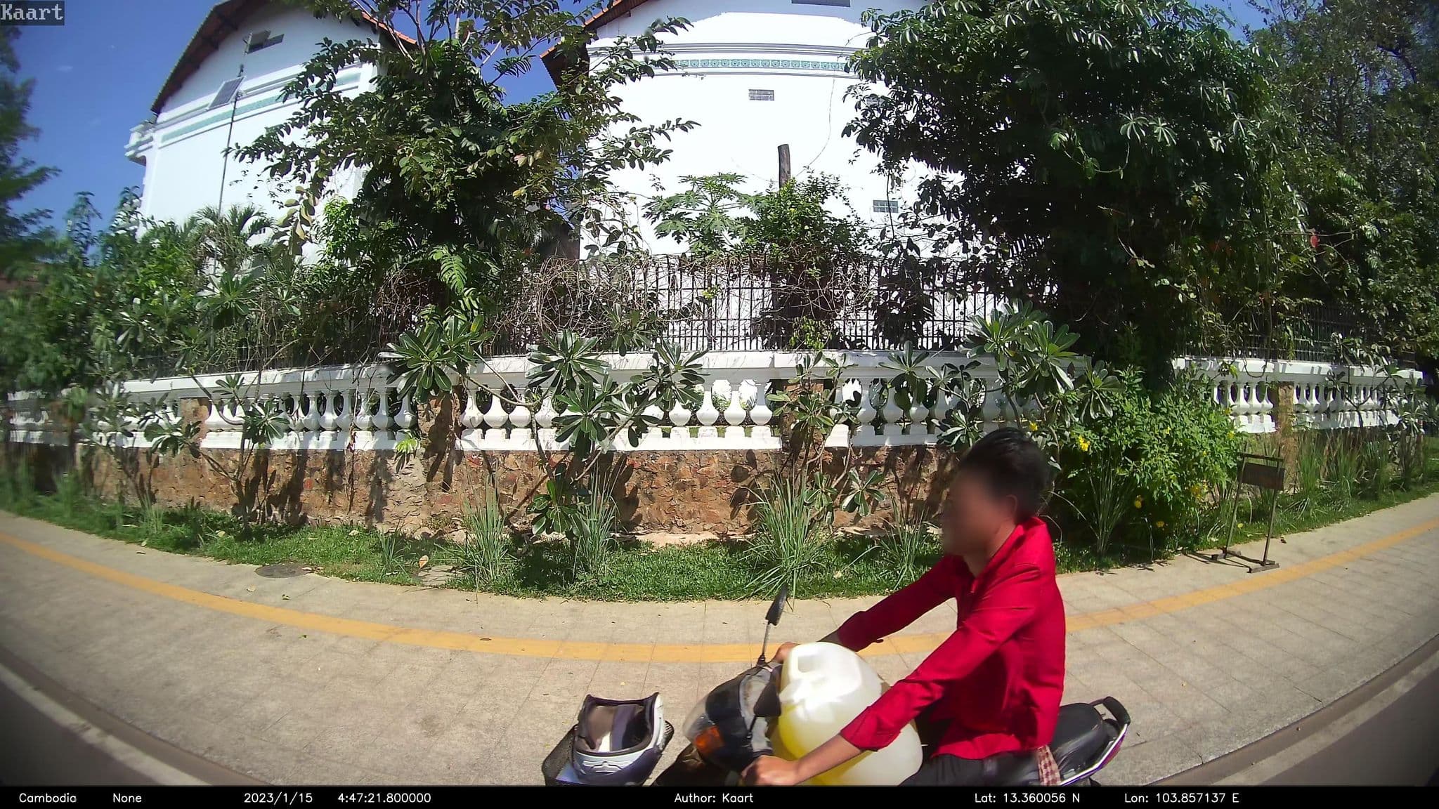 Street view near Château d'Angkor La Résidence, Siem Reap