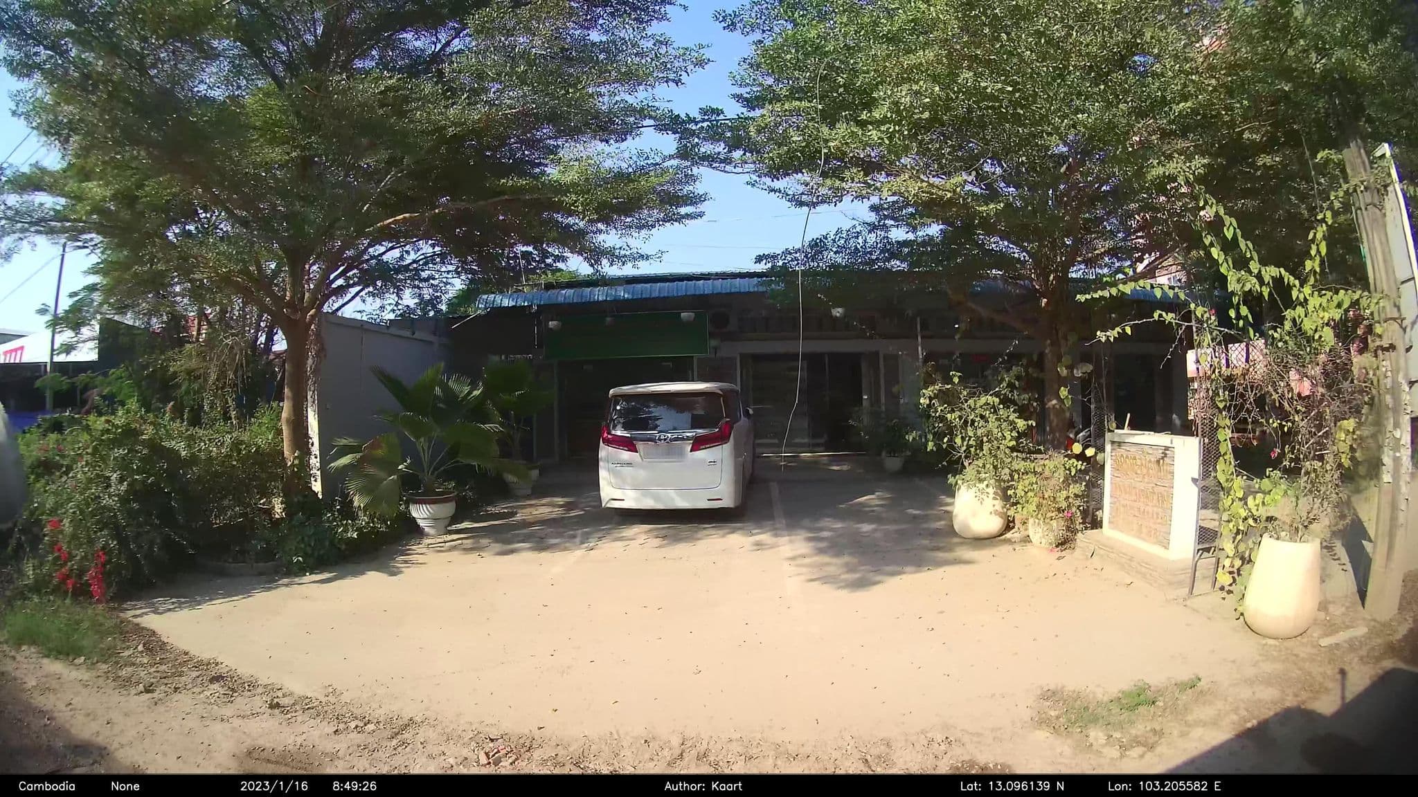Street view near Vanne Hotel, Battambang — © kaart_2 (CC BY-SA · Mapillary)