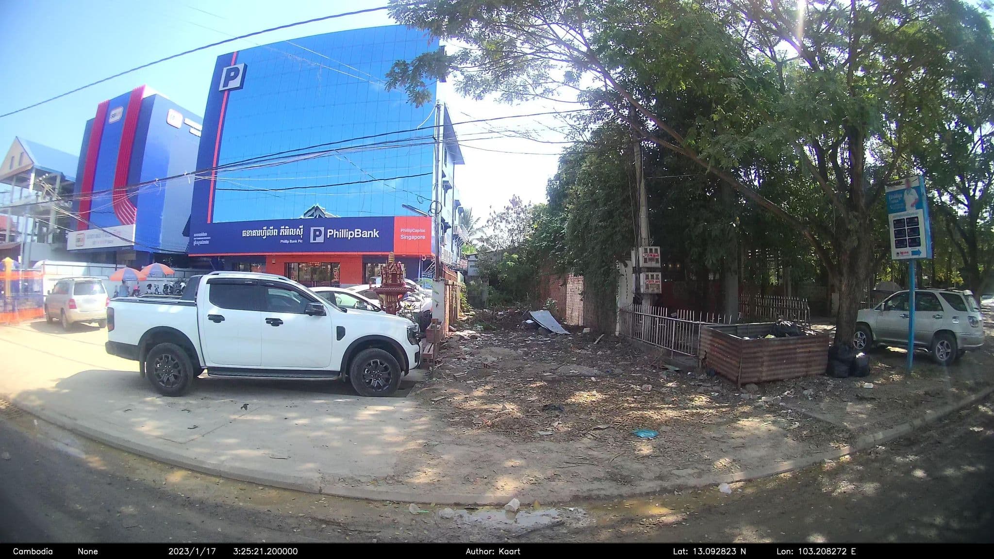 Street view near Phnom Kheav Guesthouse, Battambang — © kaart_2 (CC BY-SA · Mapillary)