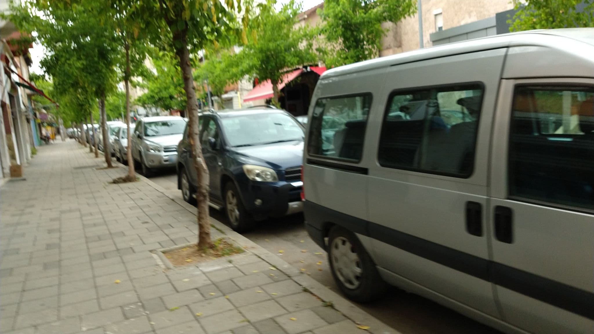 Street view near Dafina Central Apartment, Tirana
