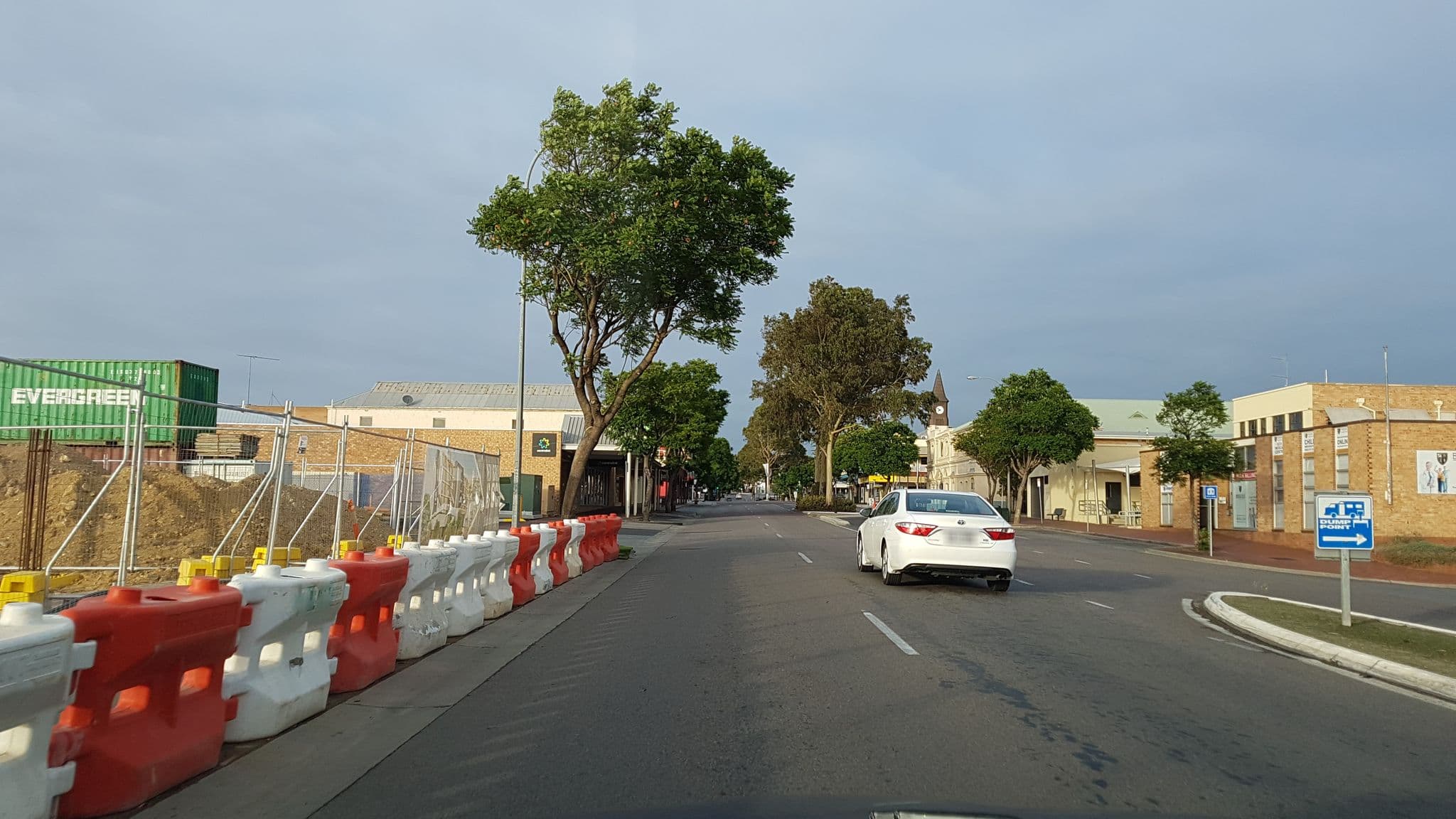 Street view near Bridgeport Hotel, Murray Bridge — © didz (CC BY-SA · Mapillary)
