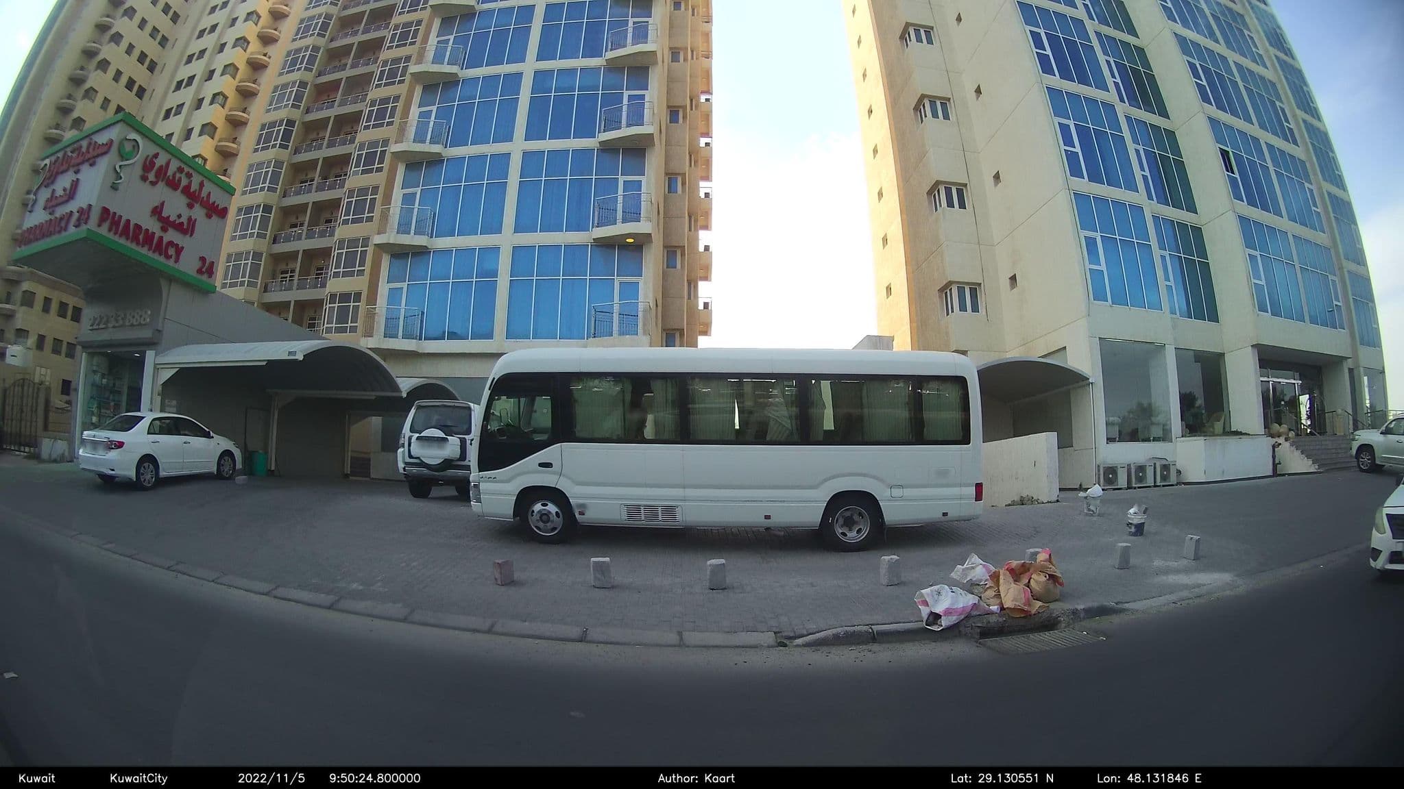 Street view near GULF GRAND HOTEL 0096522274640, Al Mahbūlah — © kaart_2 (CC BY-SA · Mapillary)