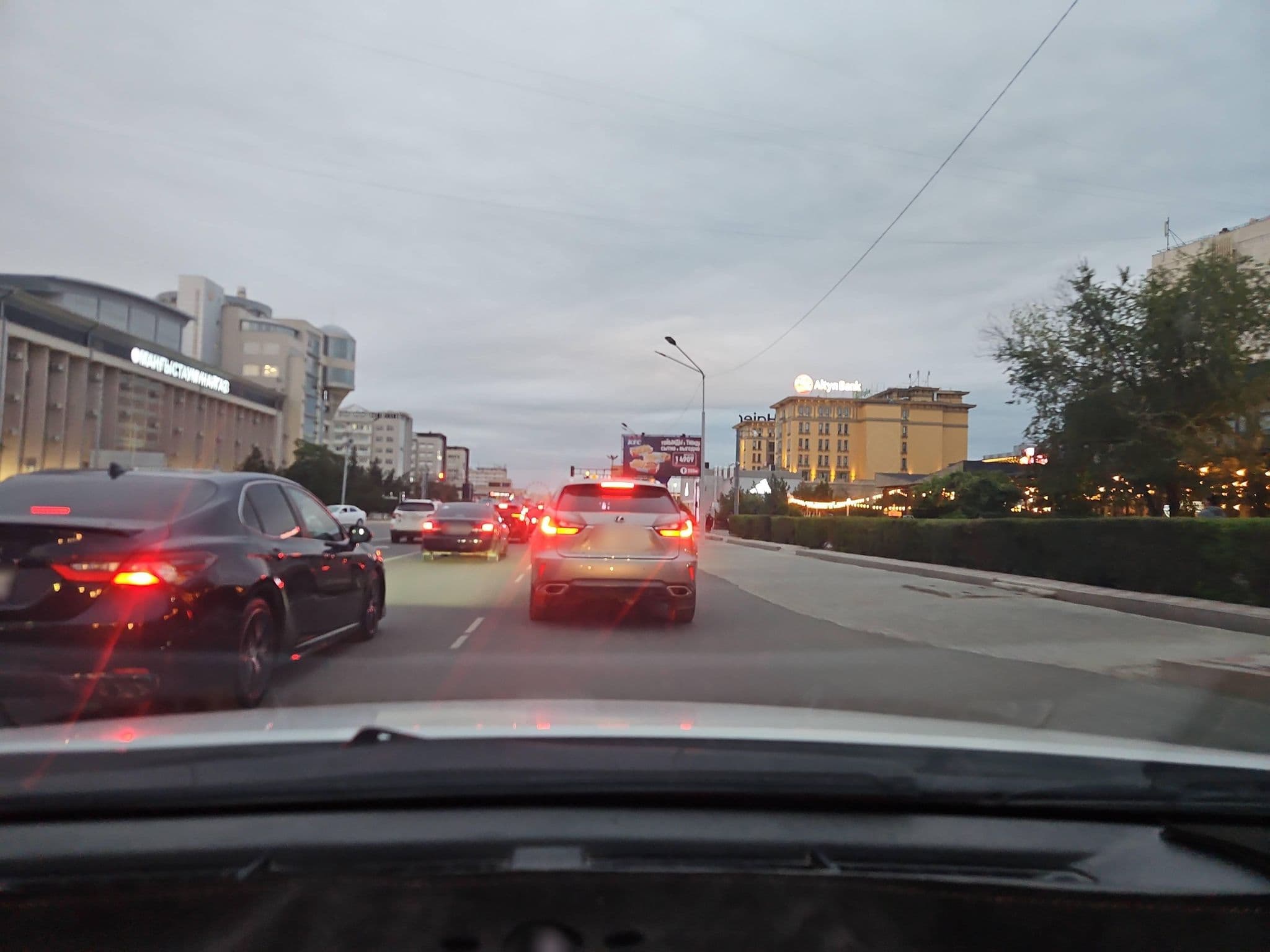 Street view near Golden Palace Hotel, Aktau — © Kabylbek-32 (CC BY-SA · Mapillary)