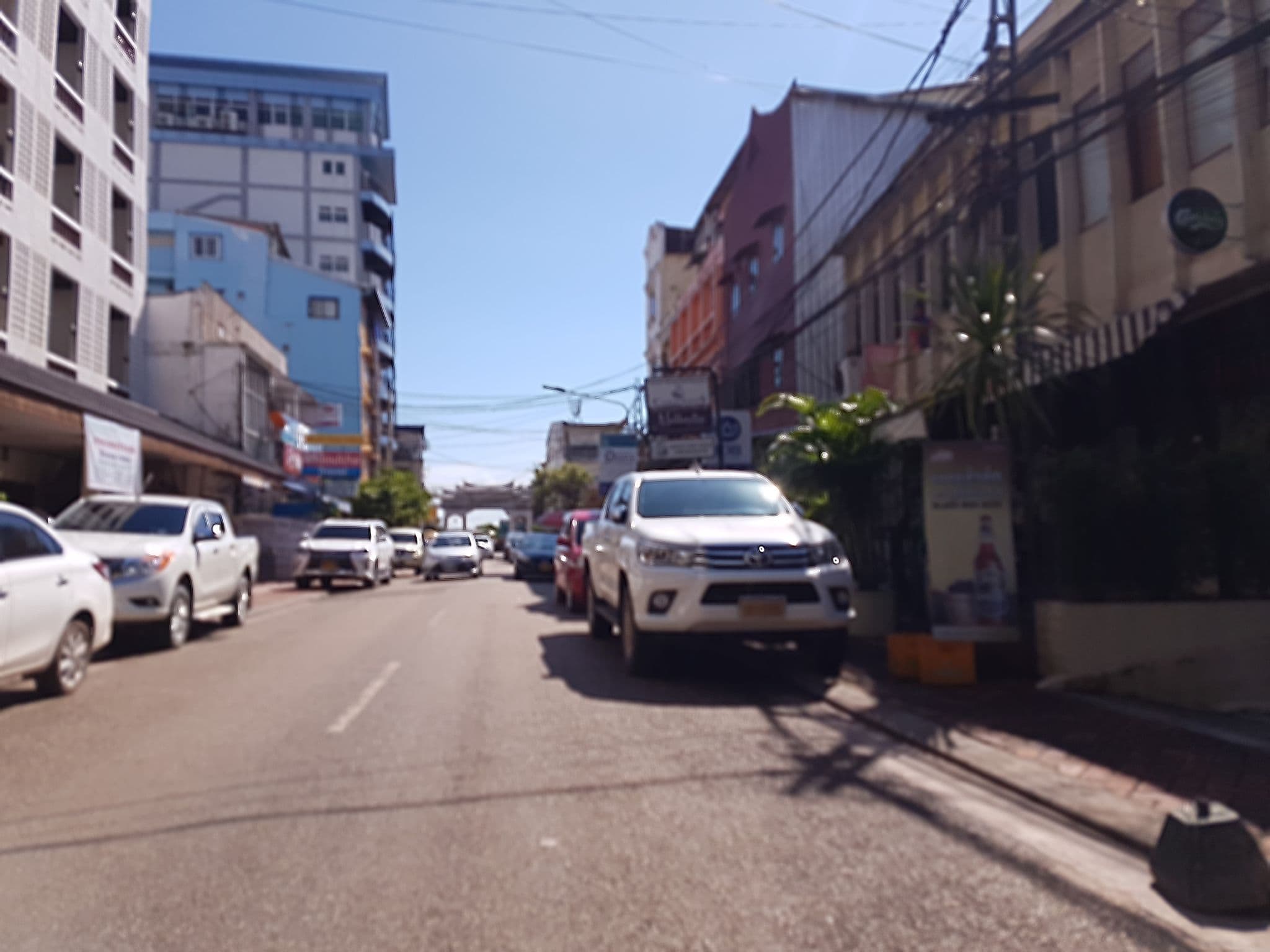 Street view near RD Guesthouse, Vientiane — © mbethke (CC BY-SA · Mapillary)