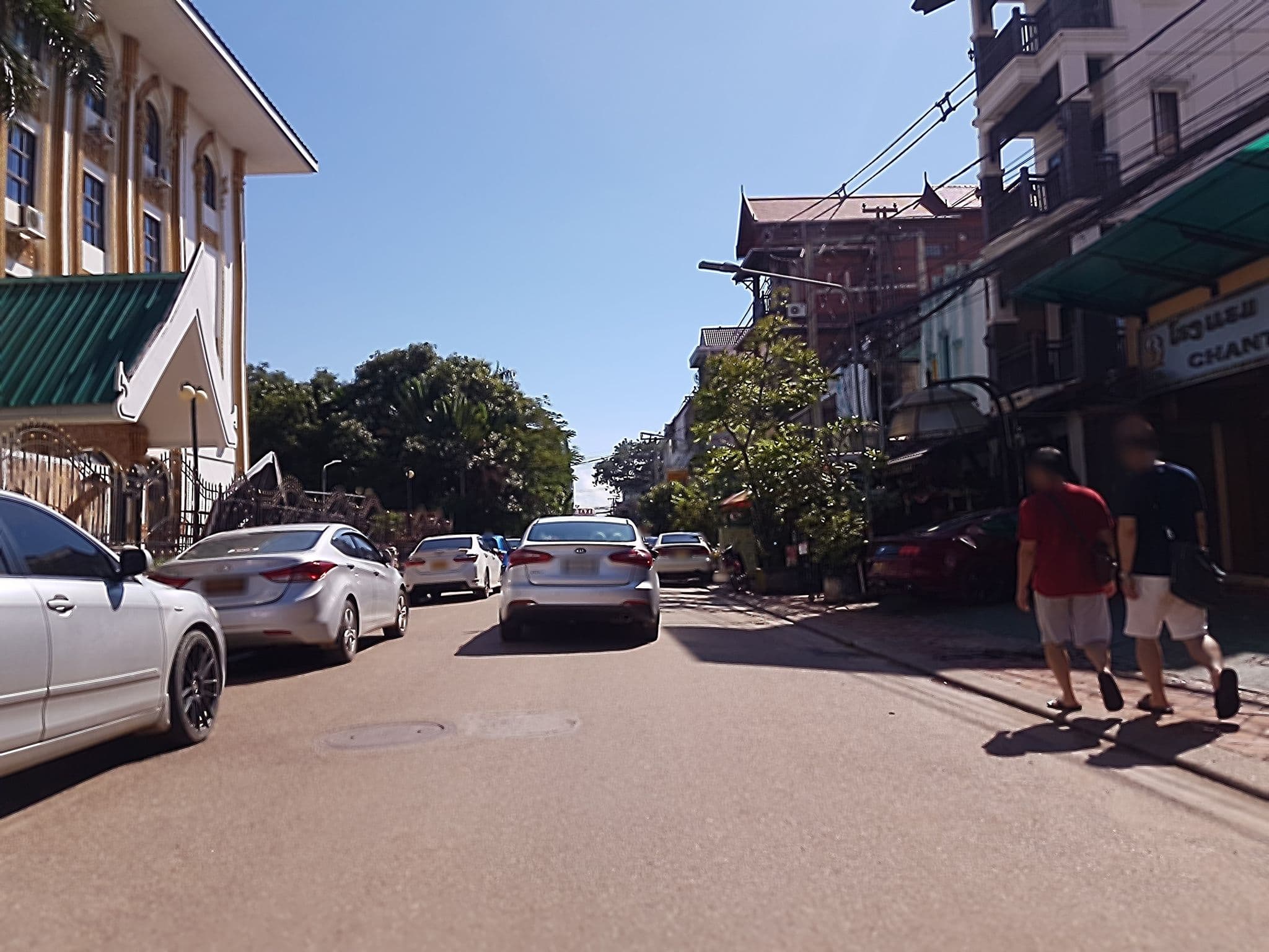 Street view near Chanthapanya Hotel, Vientiane