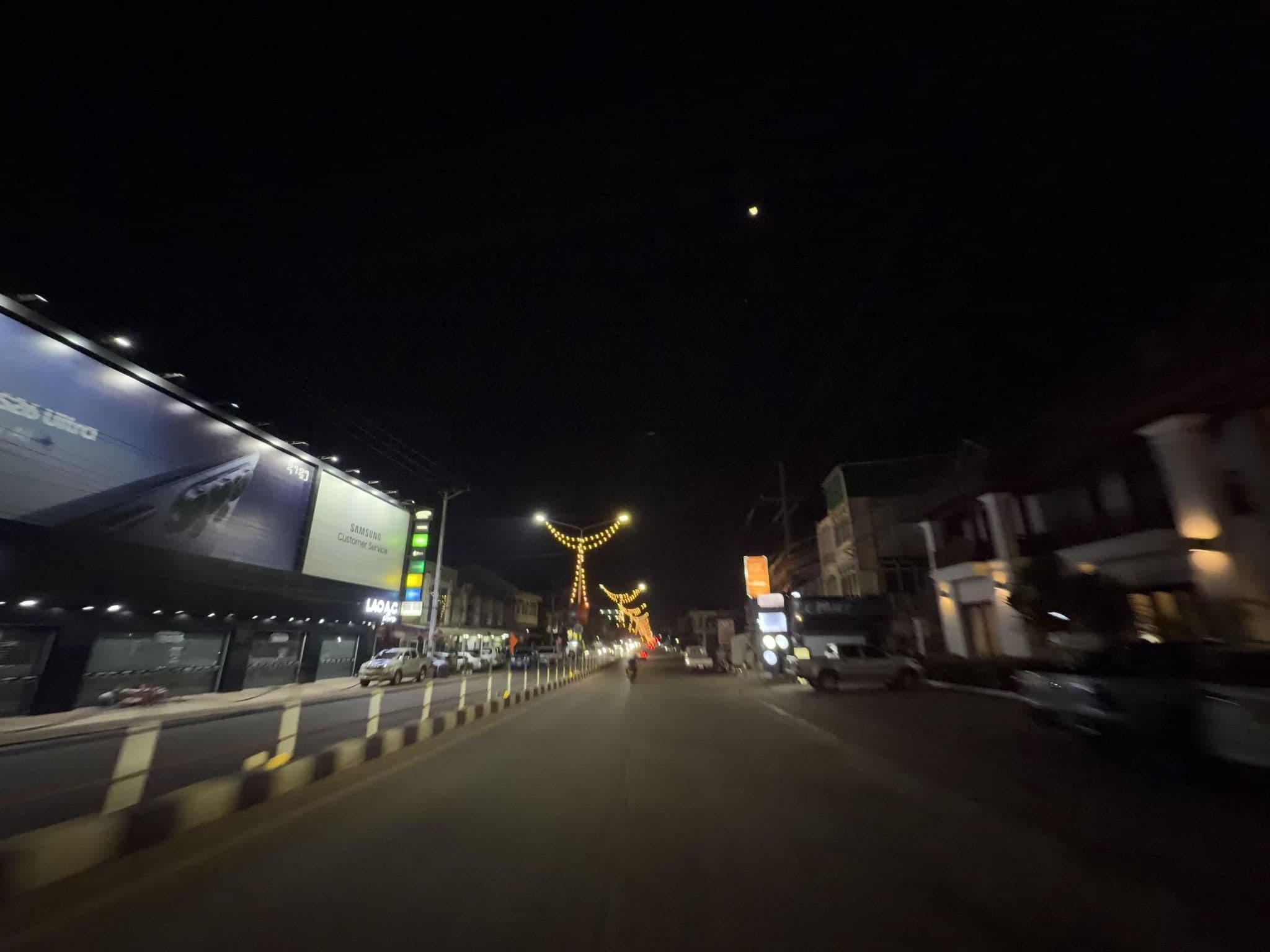 Street view near Athena Hotel, Pakse — © Wildbrainlaos (CC BY-SA · Mapillary)