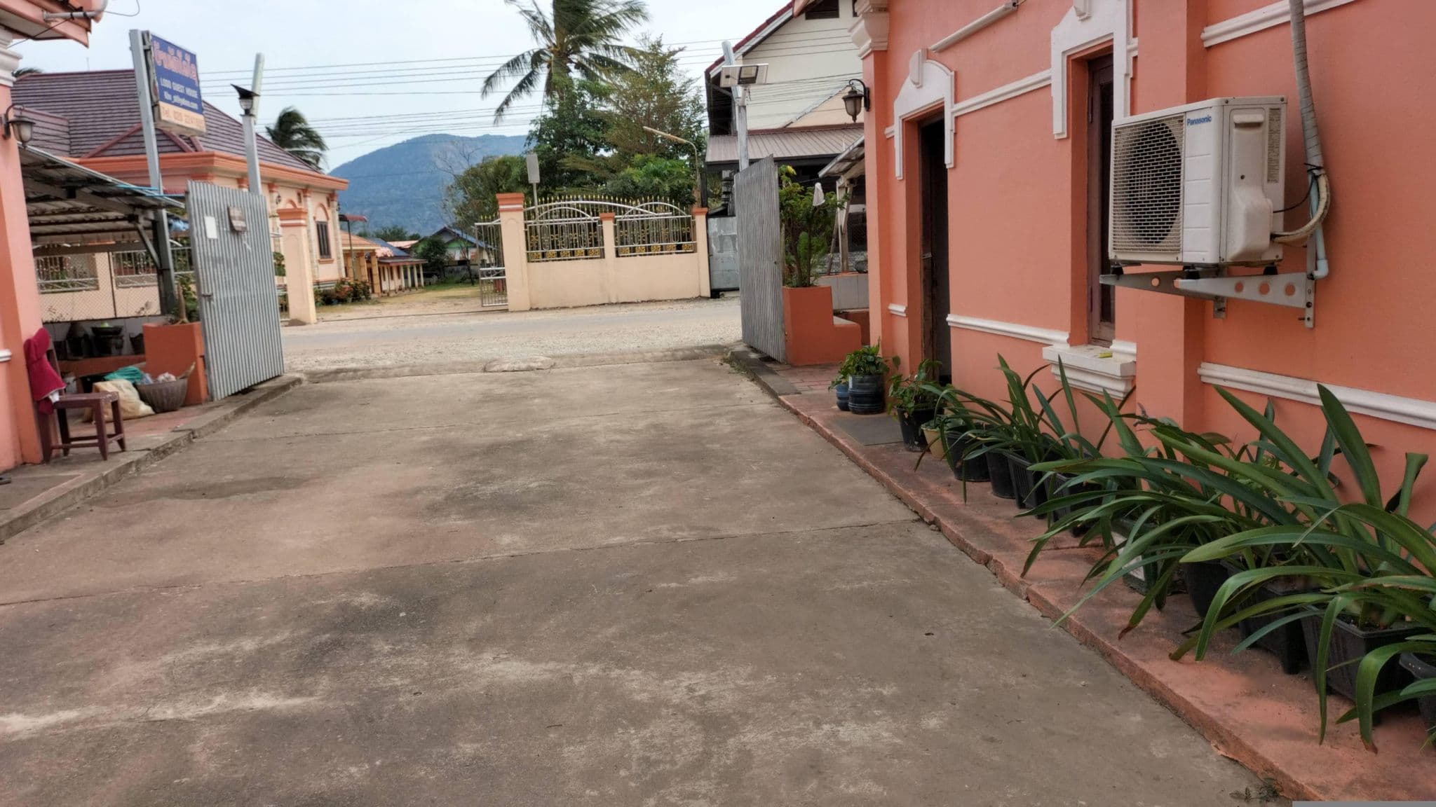 Street view near Loso Guest House, Ban Nahin — © sengxay (CC BY-SA · Mapillary)