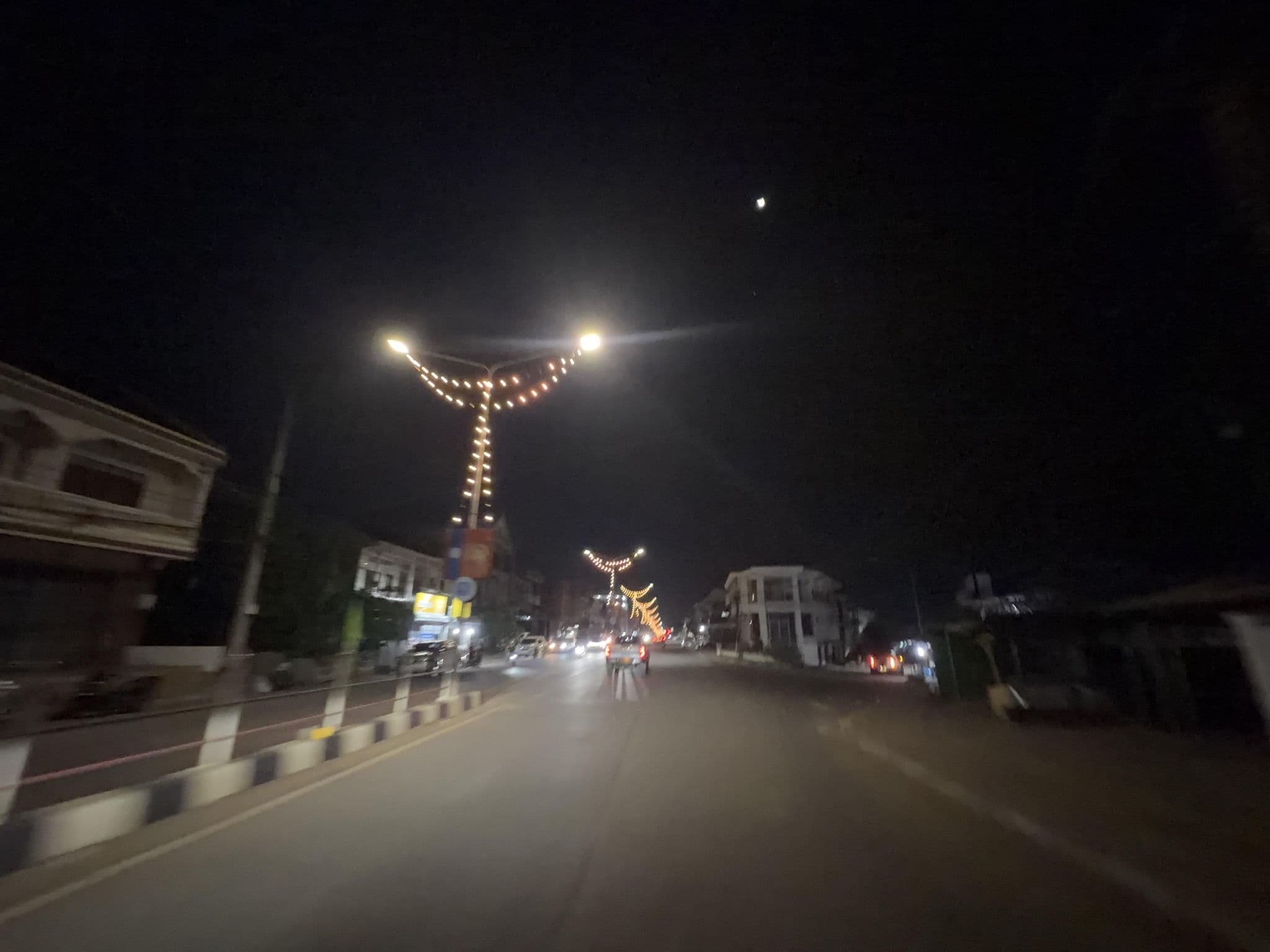 Street view near Noknoy Guesthouse, Pakse — © Wildbrainlaos (CC BY-SA · Mapillary)