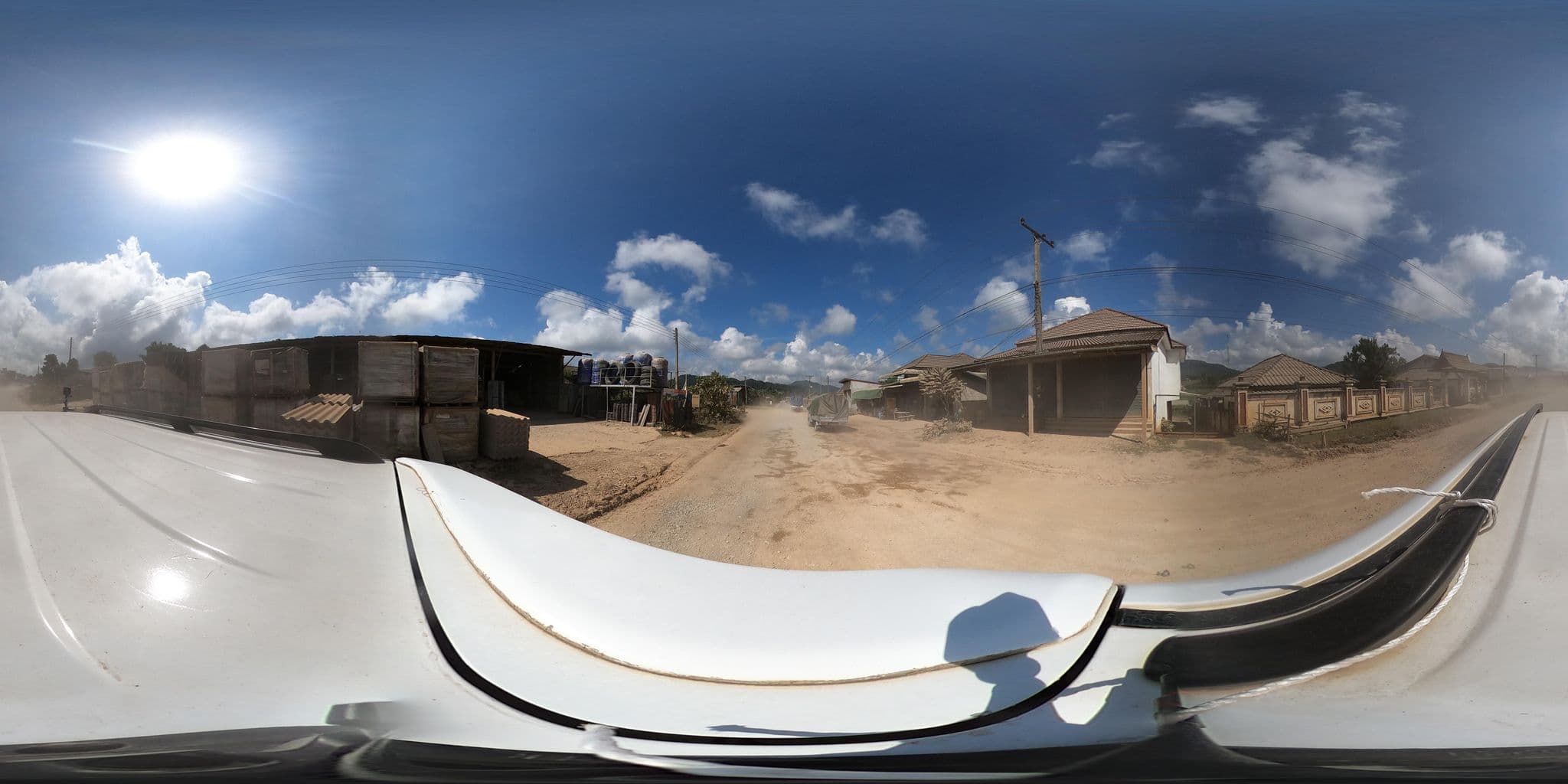 Street view near VanhChaLeun, Ban Khangviang — © yuki_charo (CC BY-SA · Mapillary)