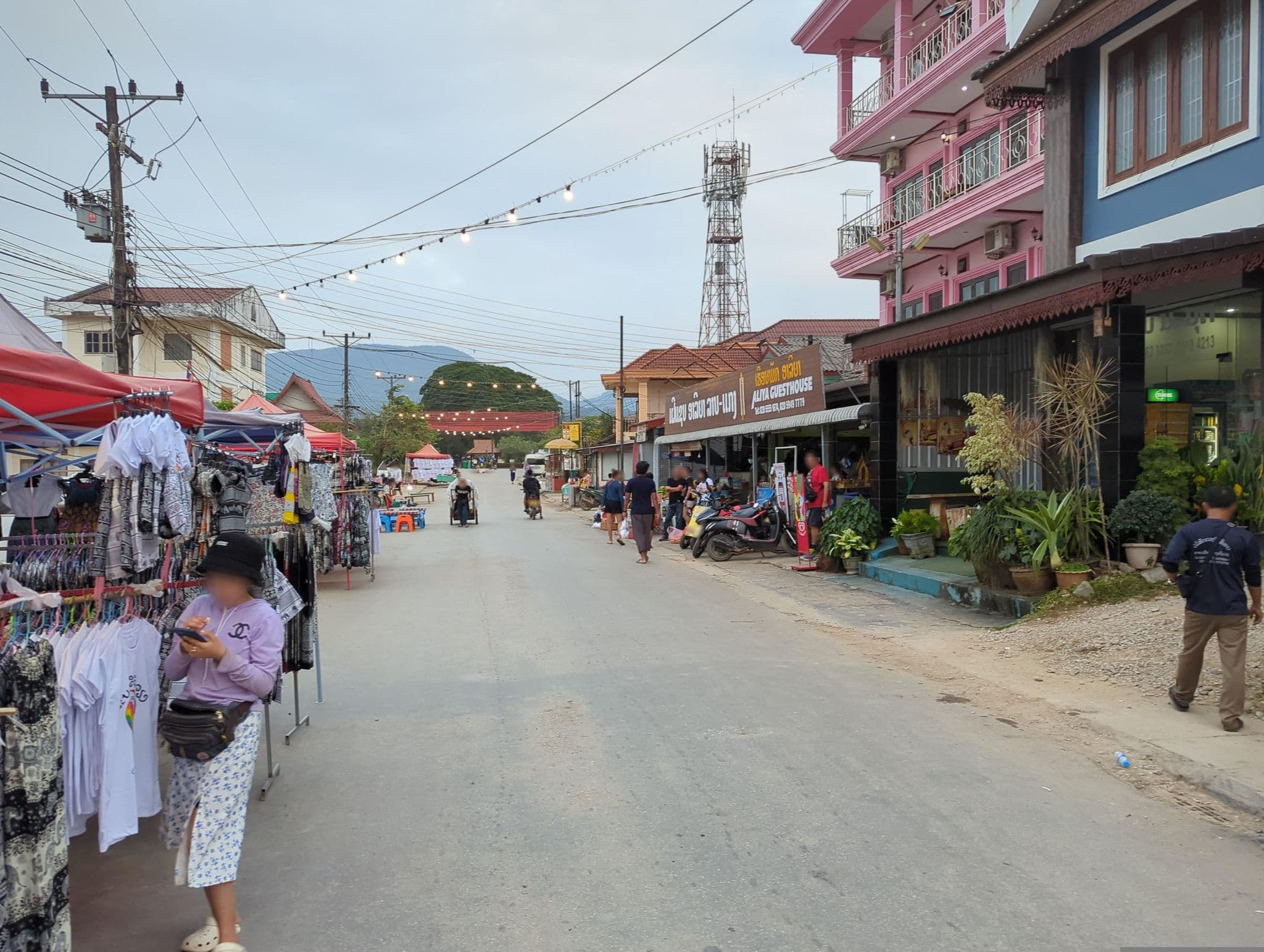 Street view near Aliyah Guesthouse, Vang Vieng