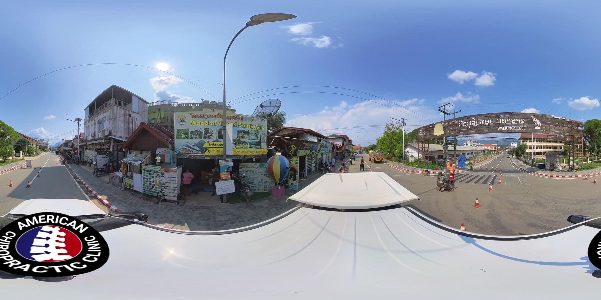 Street view near Hana Riverside Hotel, Vang Vieng