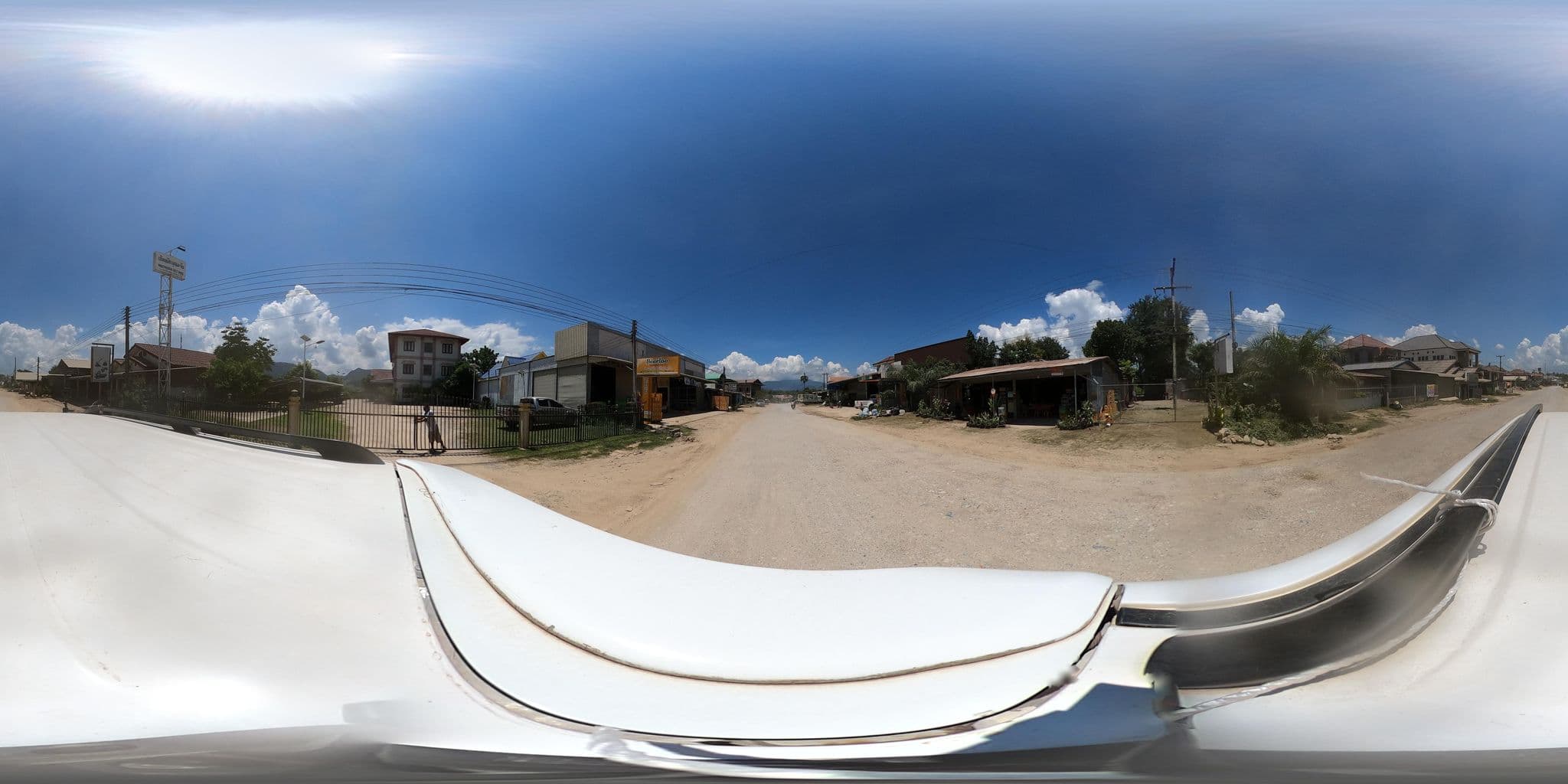 Street view near Phoutpachan Guest House, Ban Khangviang — © yuki_charo (CC BY-SA · Mapillary)