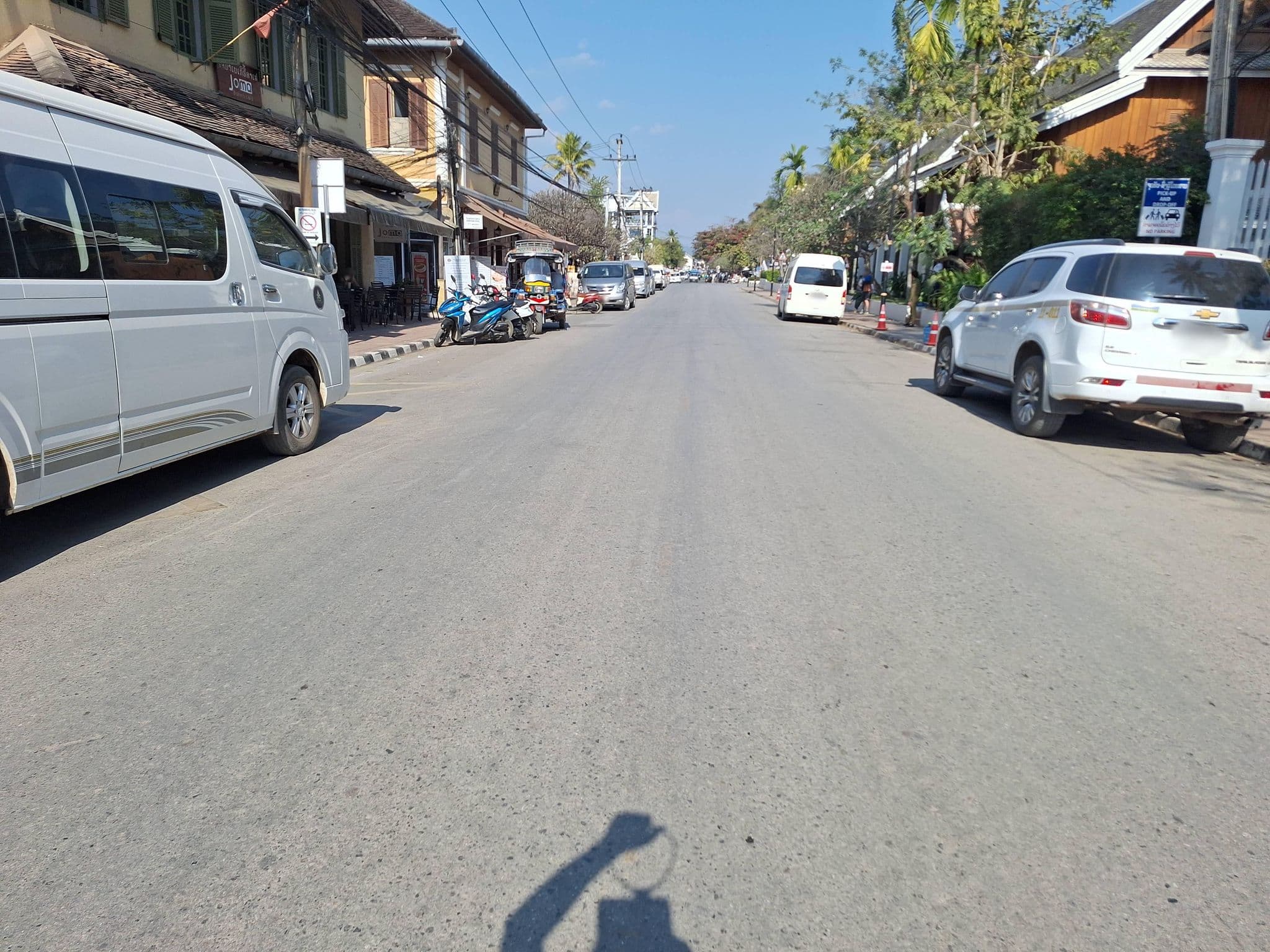 Street view near Viengsavanh Guesthouse, Luang Prabang — © Oby (CC BY-SA · Mapillary)
