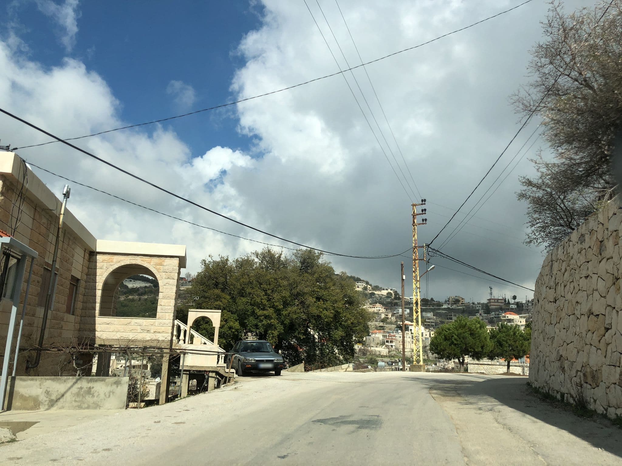 Street view near Abi Mansour, Batroûn — © kamicut (CC BY-SA · Mapillary)
