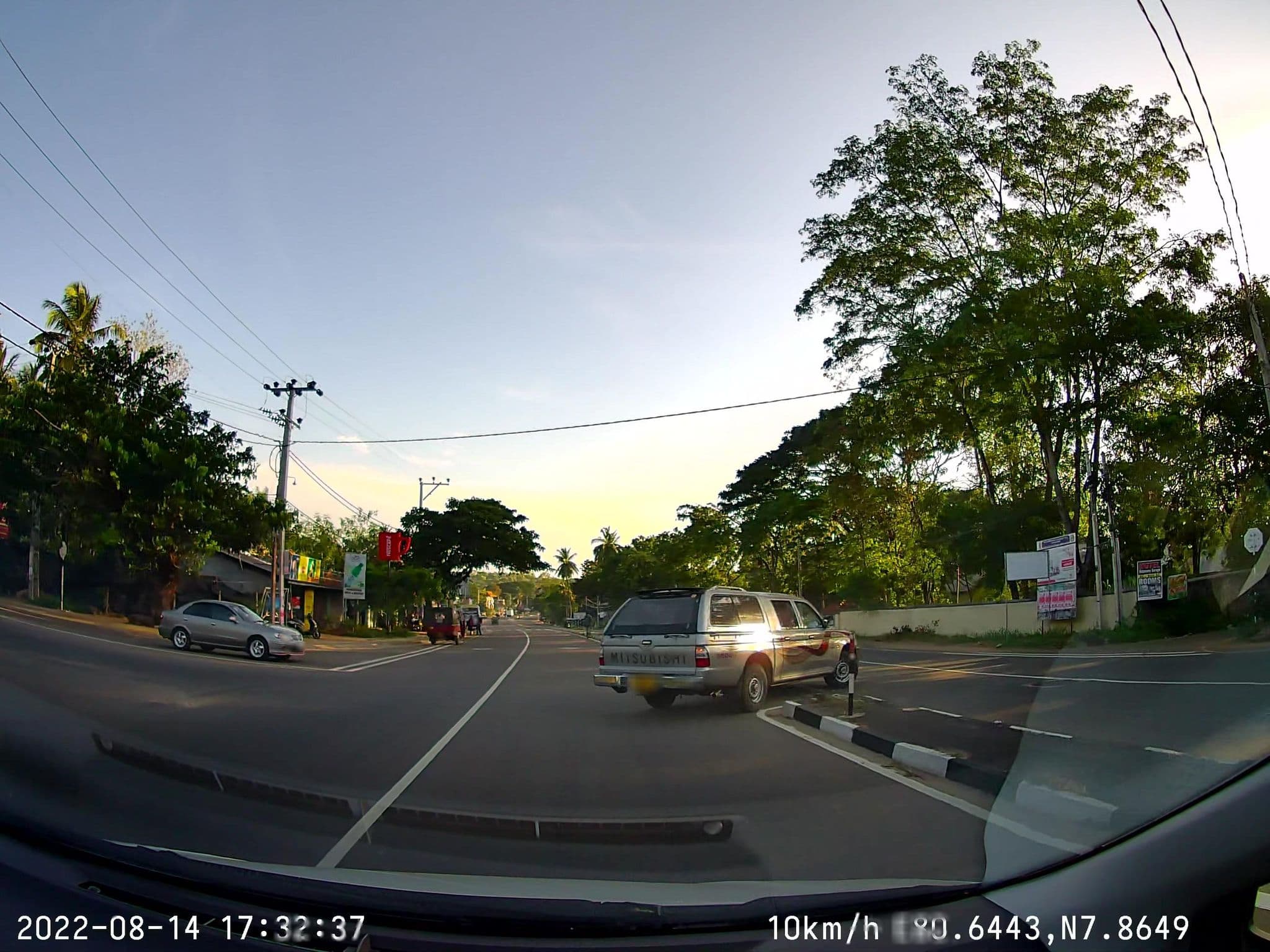 Street view near Mahawasala, Dambulla — © sahanbsb (CC BY-SA · Mapillary)