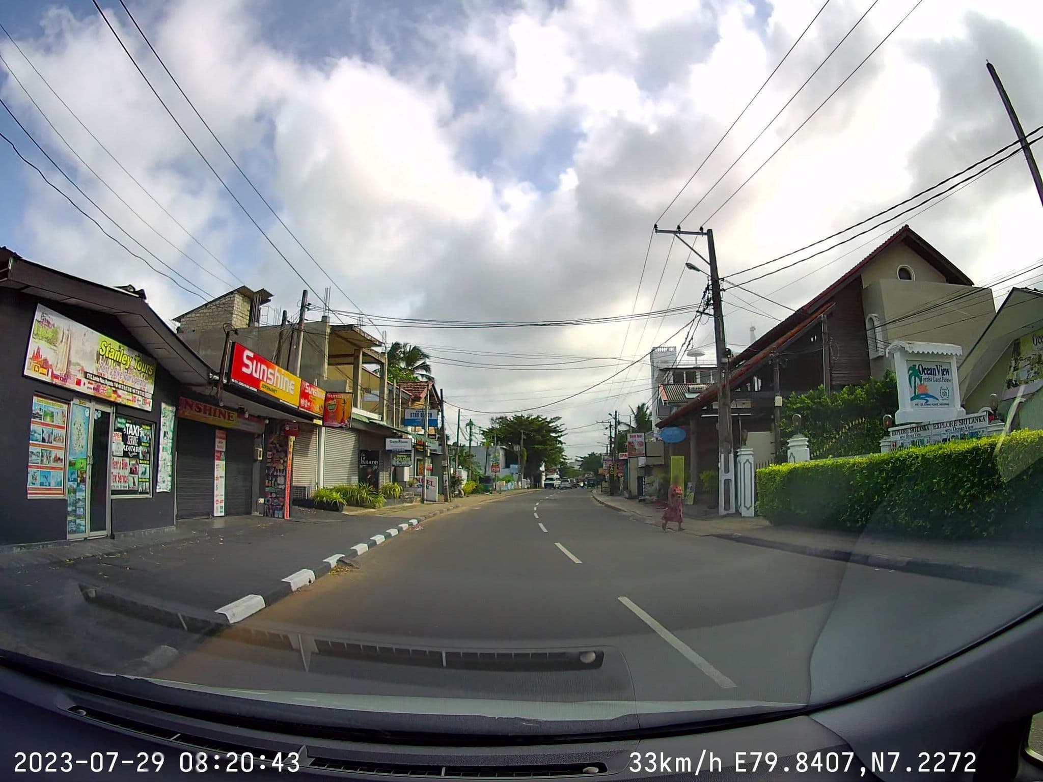 Street view near Dons Beach Hotel, Negombo