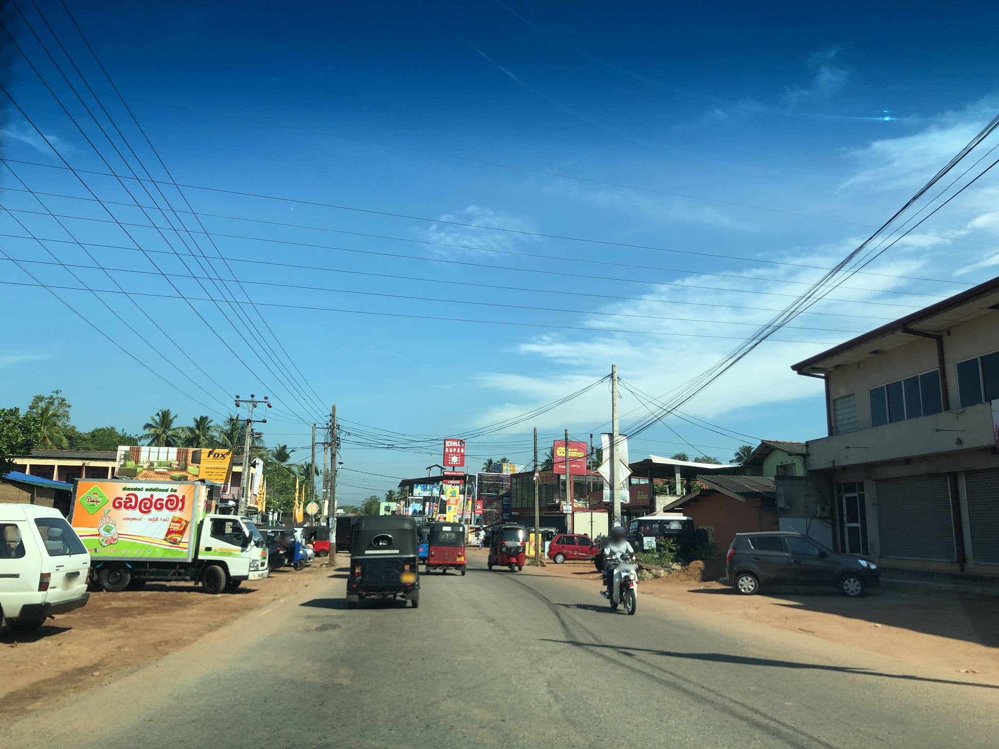 Street view near Rochelle Gardens, Homagama — © sadeepa (CC BY-SA · Mapillary)