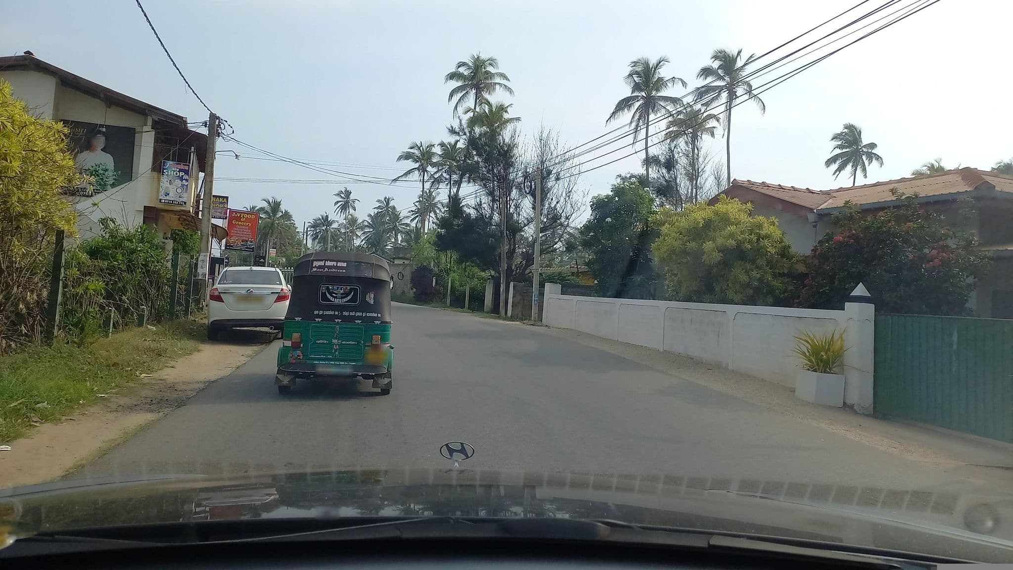 Street view near Hamilton Beach Villa, Kandana — © anuradhabr (CC BY-SA · Mapillary)