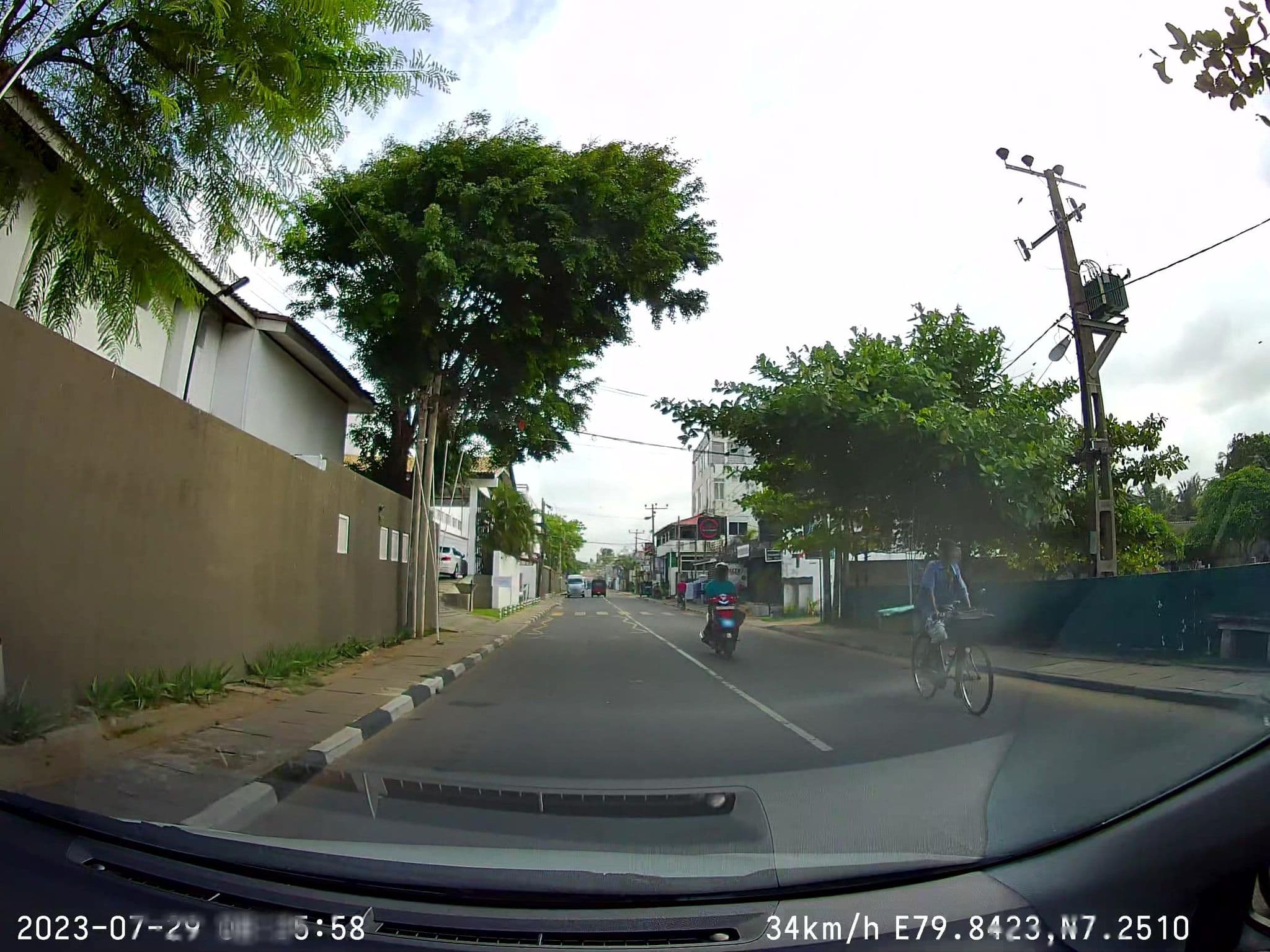 Street view near Lanka Beach Hotel, Negombo