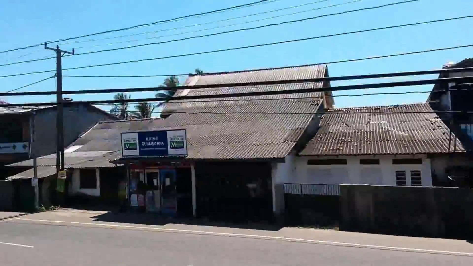 Street view near Sea Breeze, Ambalangoda — © cut (CC BY-SA · Mapillary)