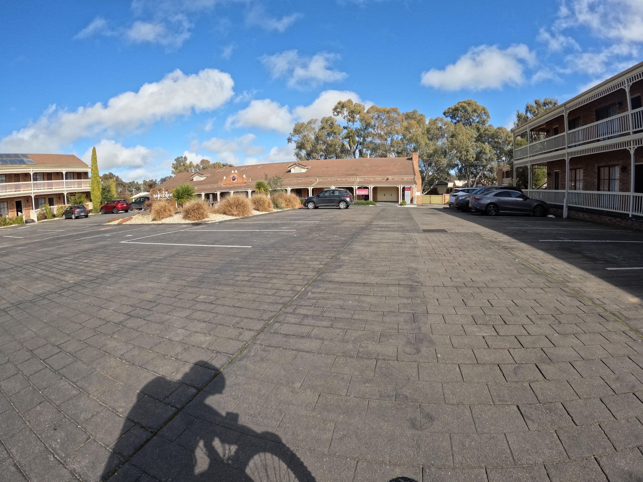 Street view near Mercure Port of Echuca, Echuca — © skillsy (CC BY-SA · Mapillary)