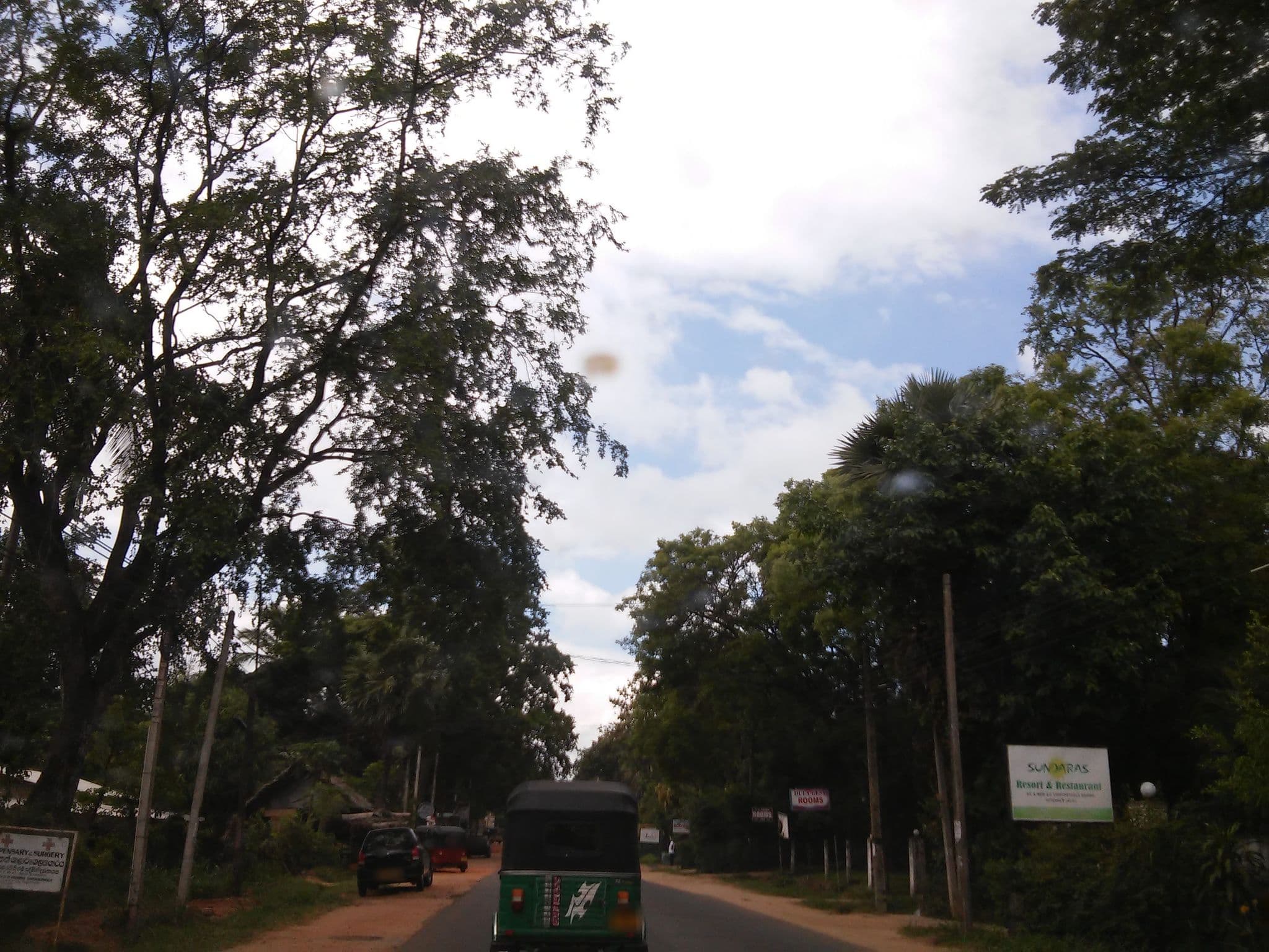 Street view near Sundaras Resort & Restaurant, Dambulla — © shravan91 (CC BY-SA · Mapillary)