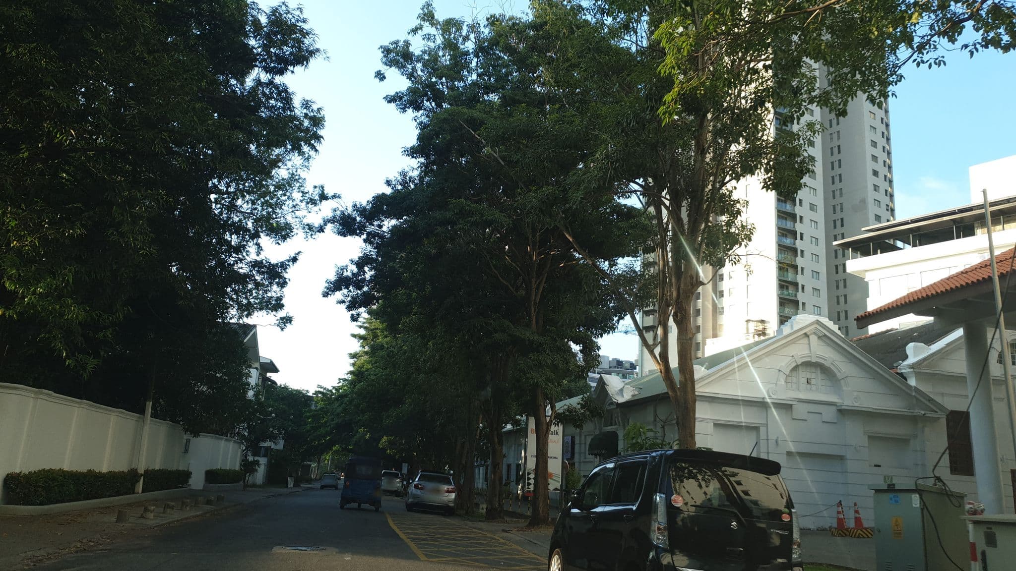 Street view near Residence by Uga Escapes, Colombo — © coreagc (CC BY-SA · Mapillary)