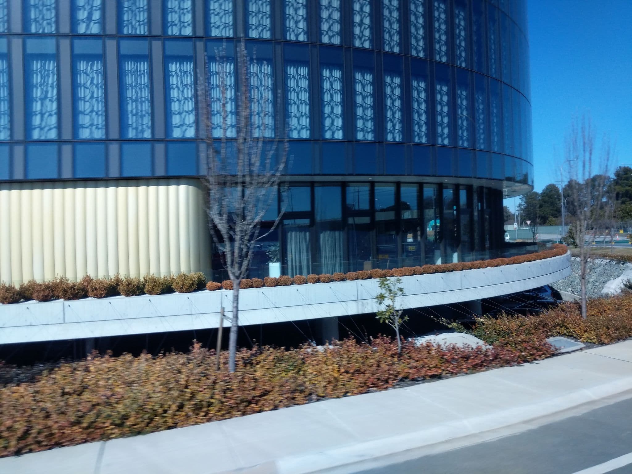 Street view near Vibe Hotel Canberra, Campbell — © samcarman (CC BY-SA · Mapillary)