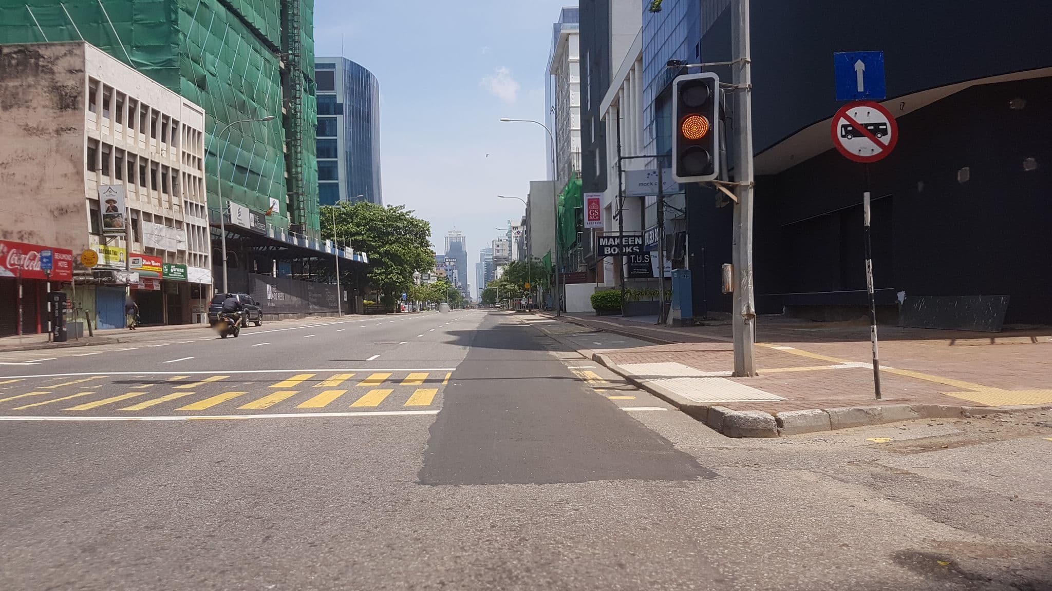 Street view near 4, Colombo — © mbethke (CC BY-SA · Mapillary)