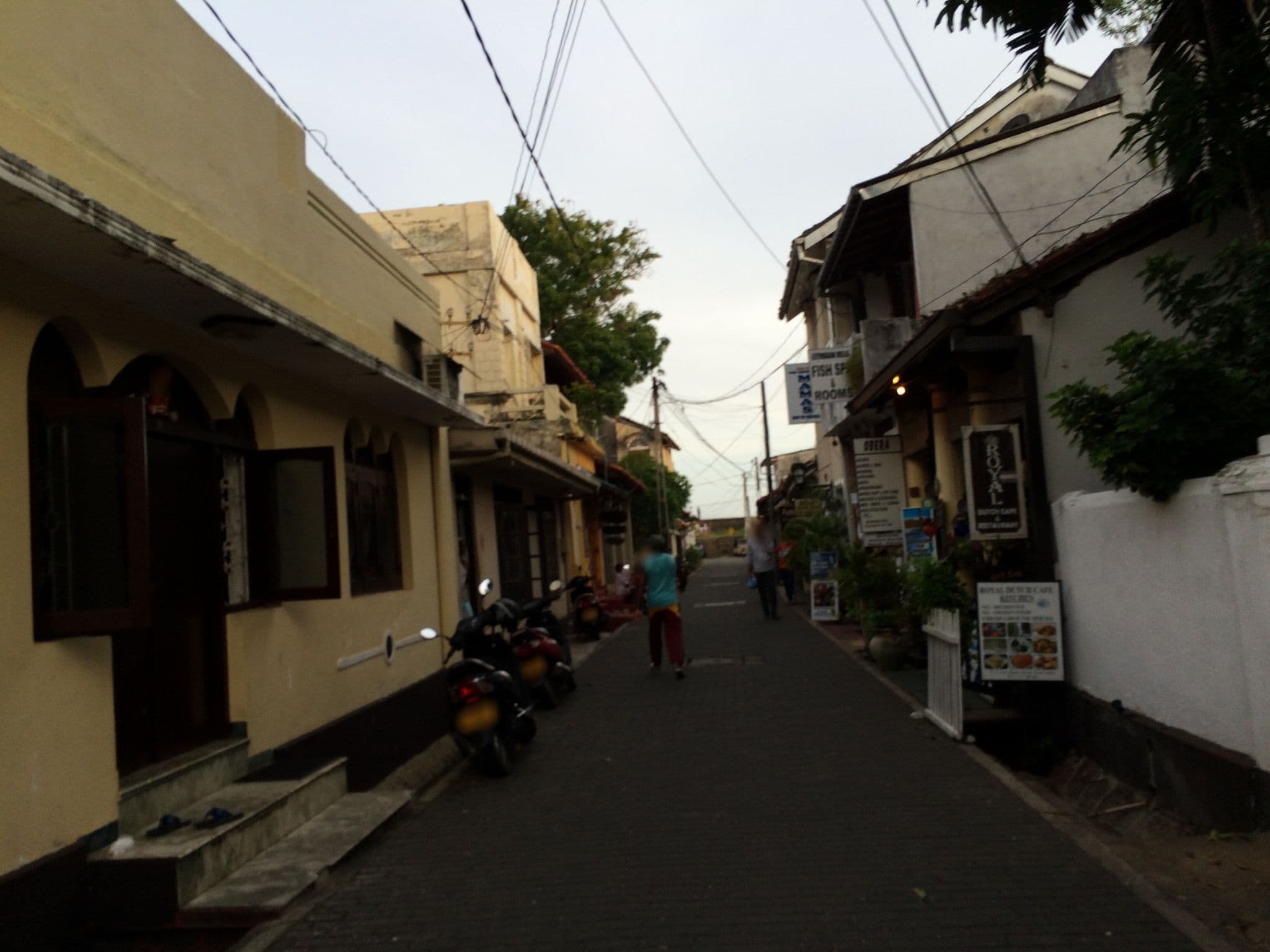 Street view near Le Jardin du Fort, Galle — © shravan91 (CC BY-SA · Mapillary)